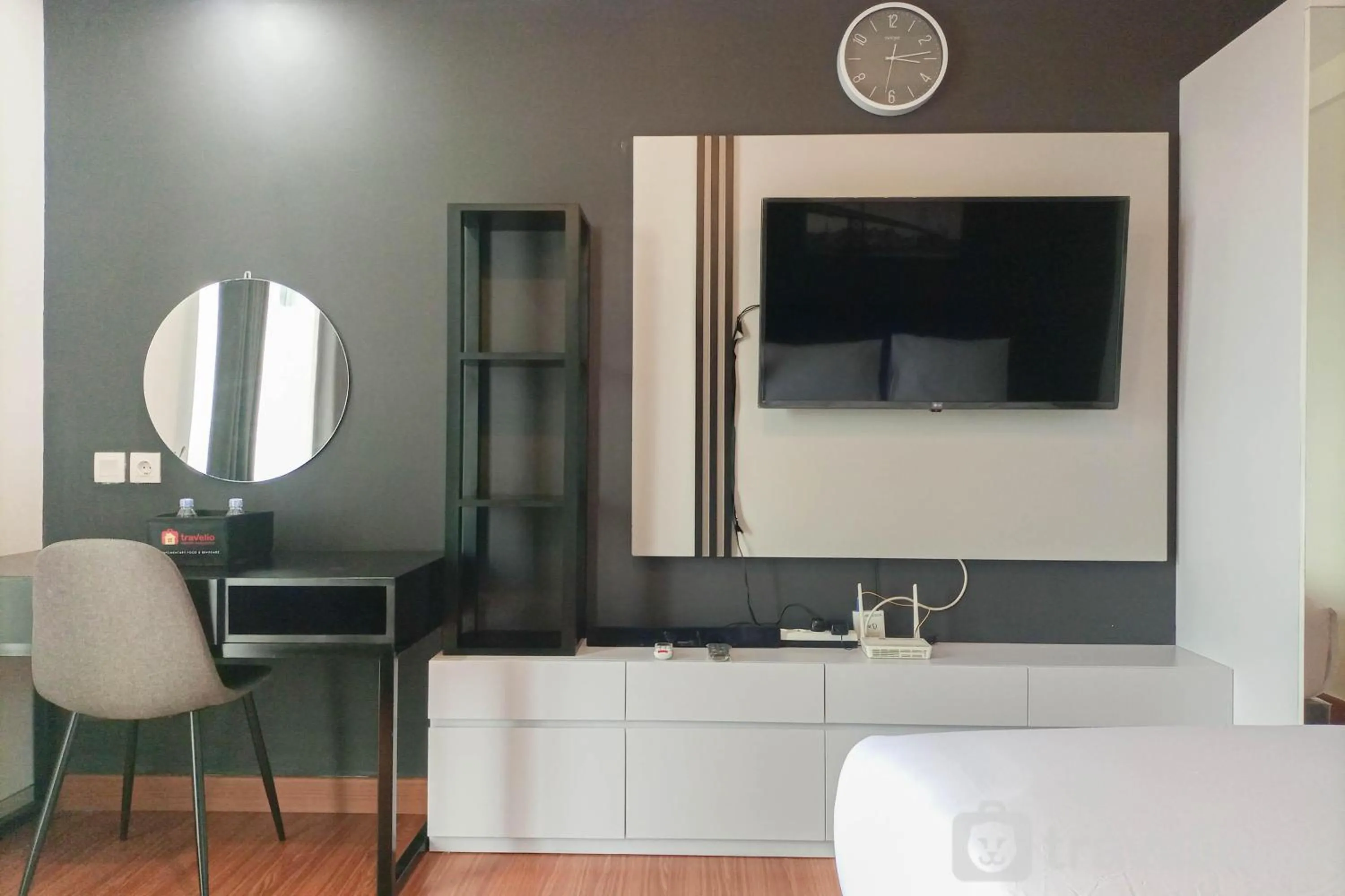 Cozy Studio at Mataram City Apartment By Travelio