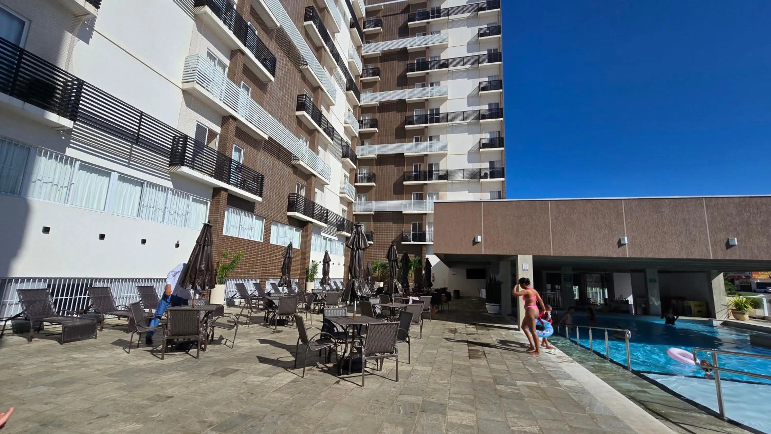 Swimming pool in diRoma Spazzio direto com o Grupo diRoma com acesso ao Acqua Park e Café da manhã