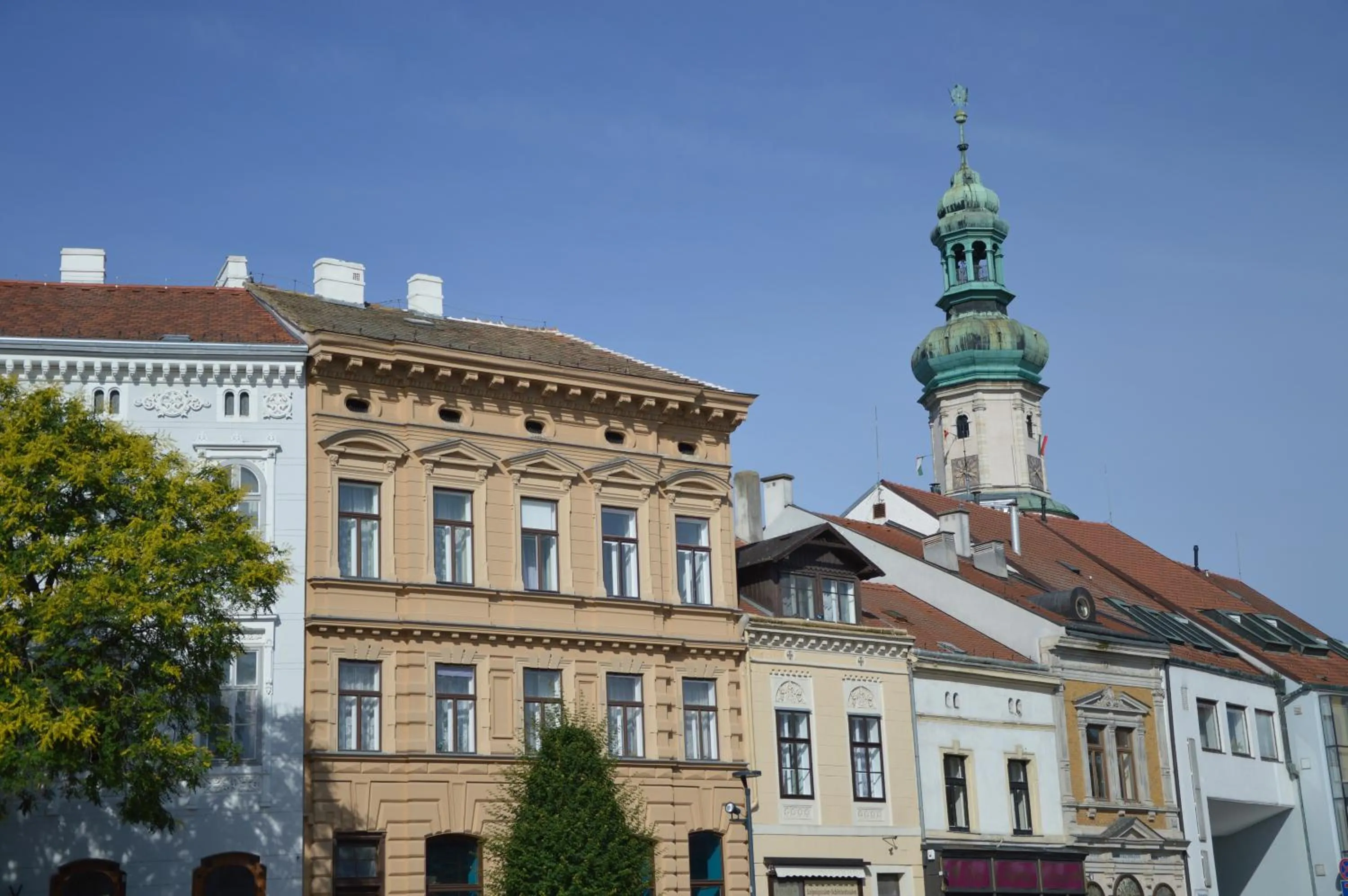 Day in V62 studio apartments- Downtown Sopron