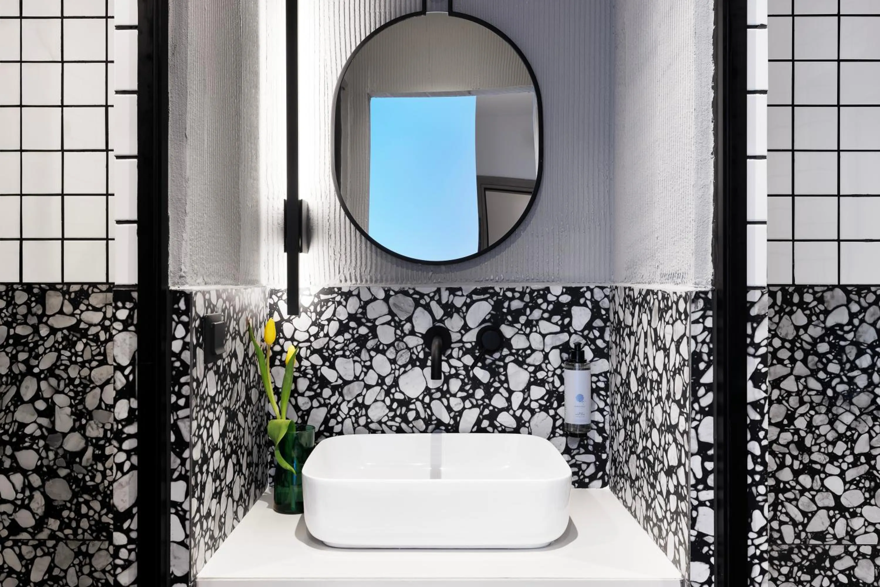 Bathroom in Retroverse Hostel