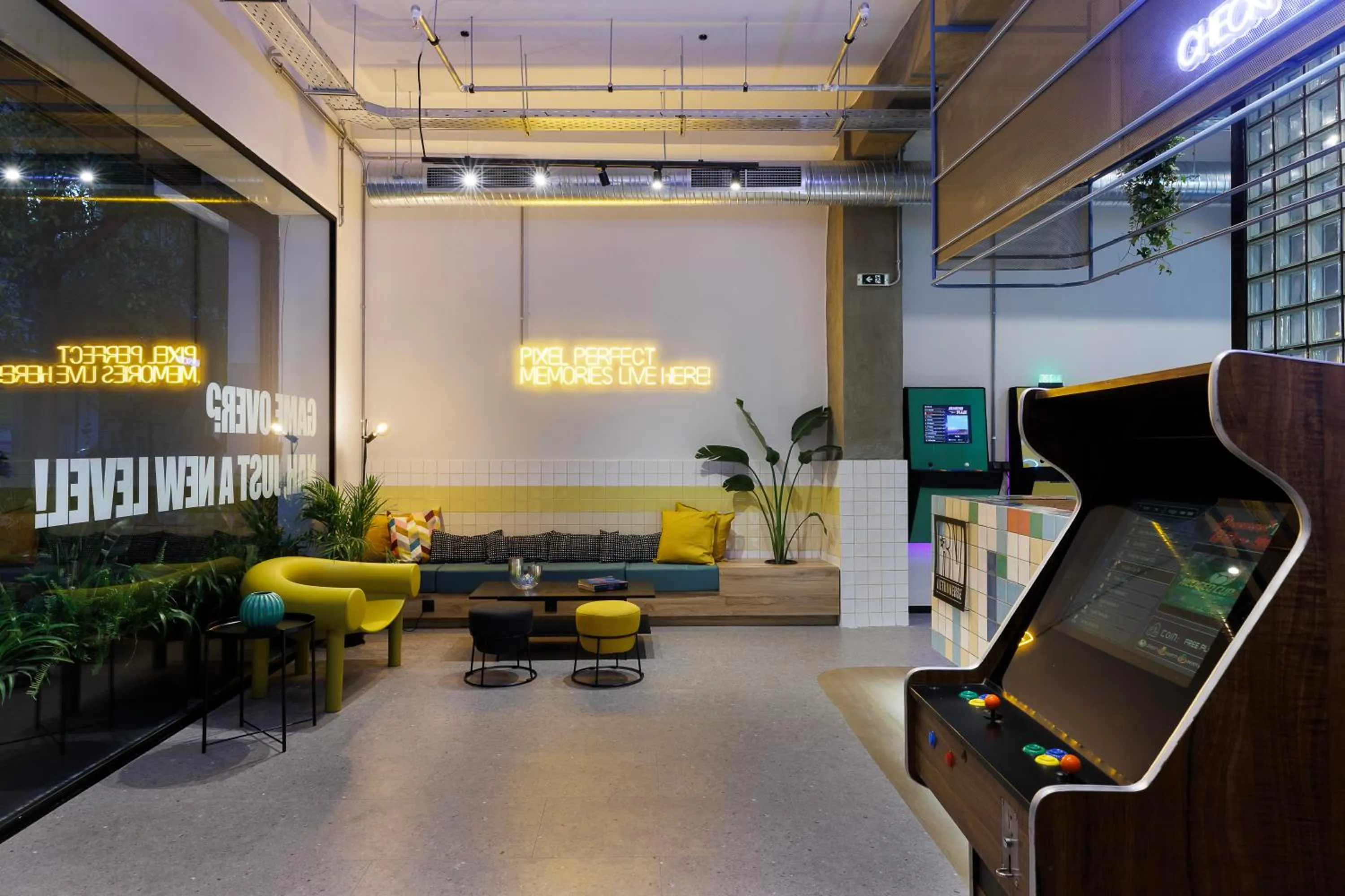 Living room in Retroverse Hostel