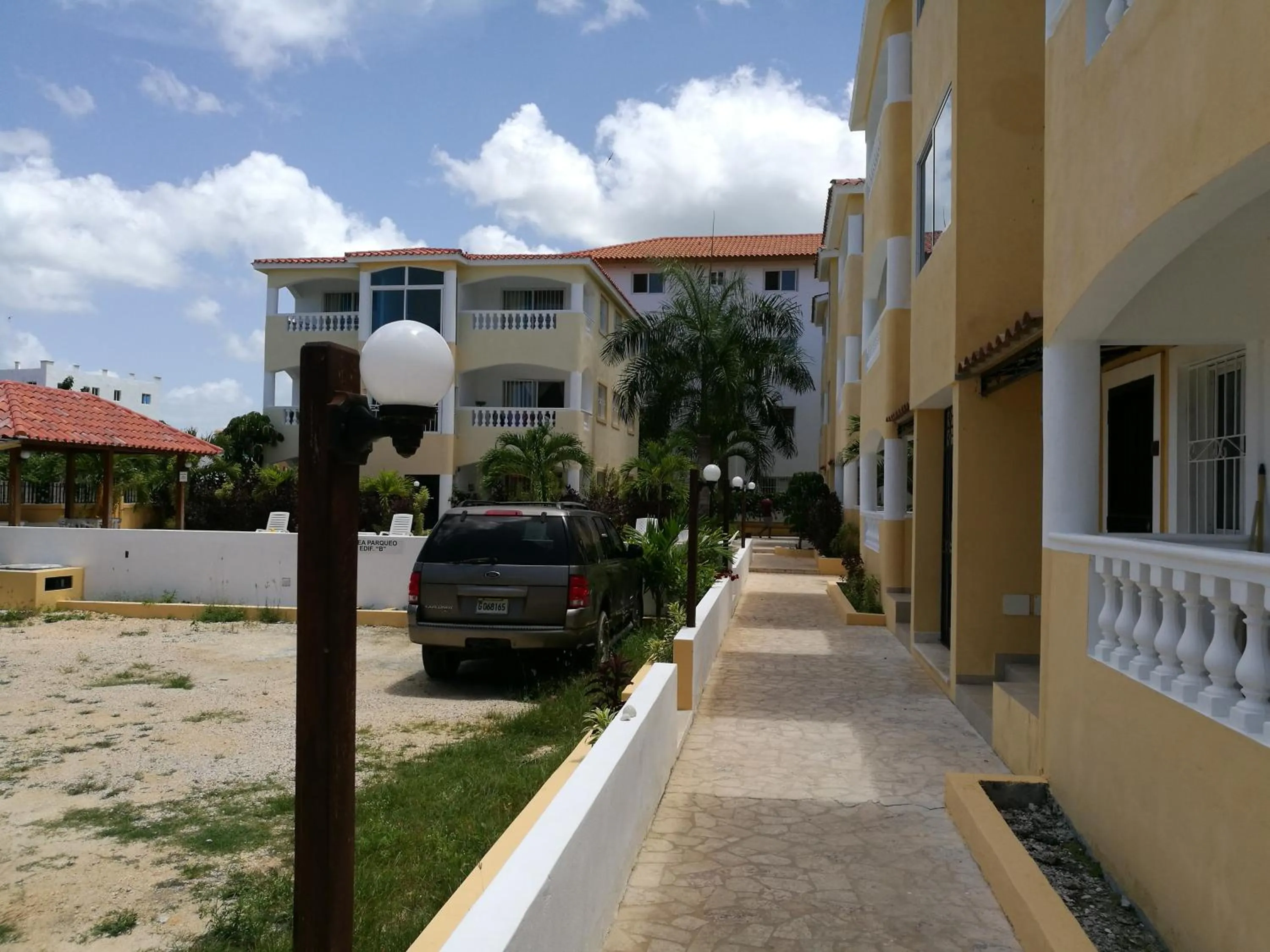 Facade/entrance in Tropical Caribe