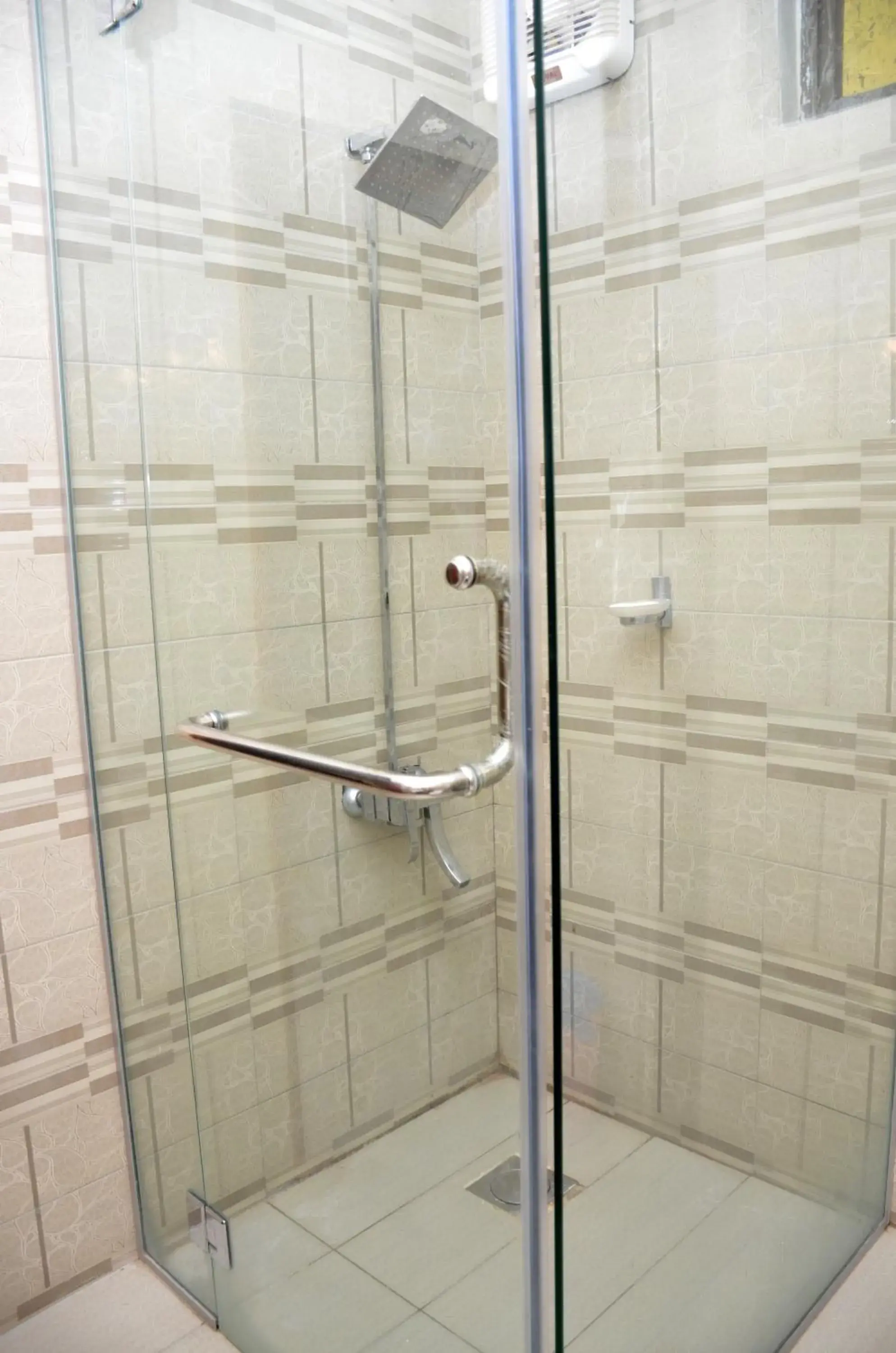 Deluxe Double Room (2 Adults + 1 Child) in Gofas Lodge Deluxe Double Room (2 Adults + 1 Child) in Gofas Lodge