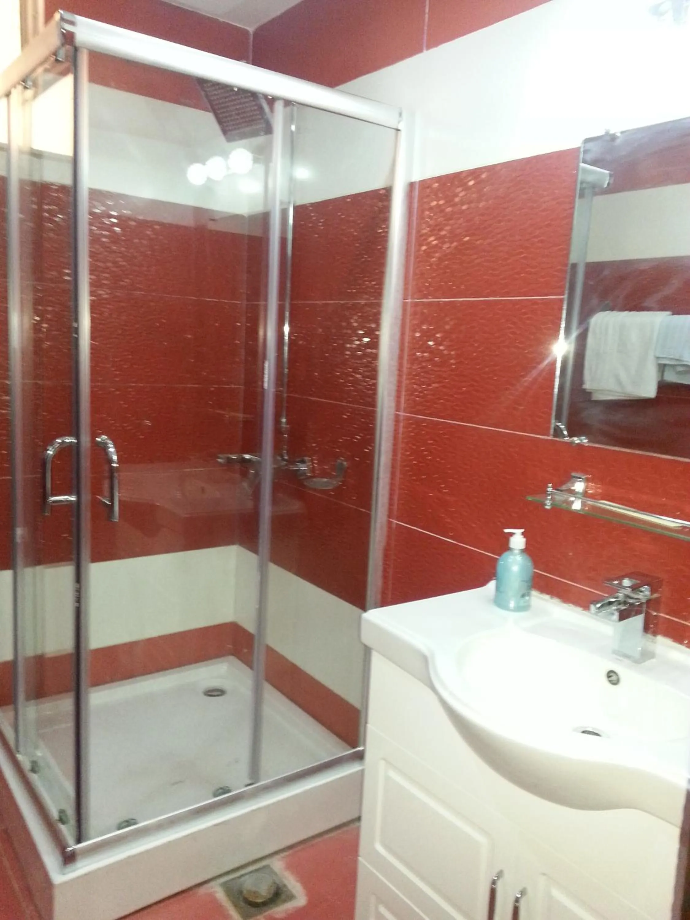 Bathroom in Gofas Lodge