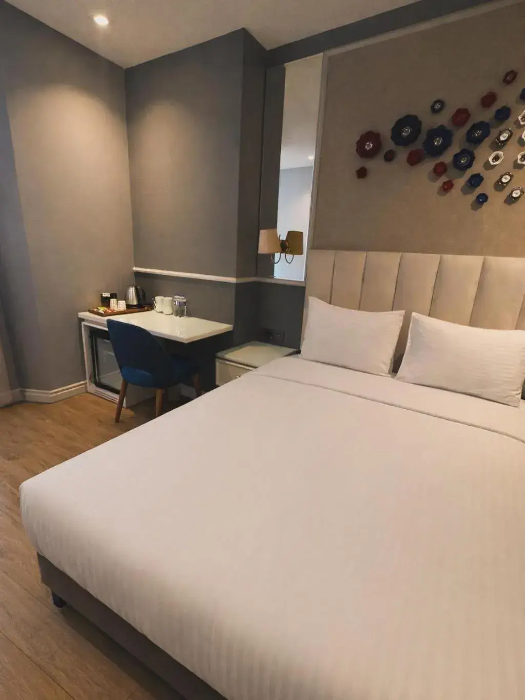 Photo of the whole room, Bed in Ess Hotel Photo of the whole room, Bed in Ess Hotel