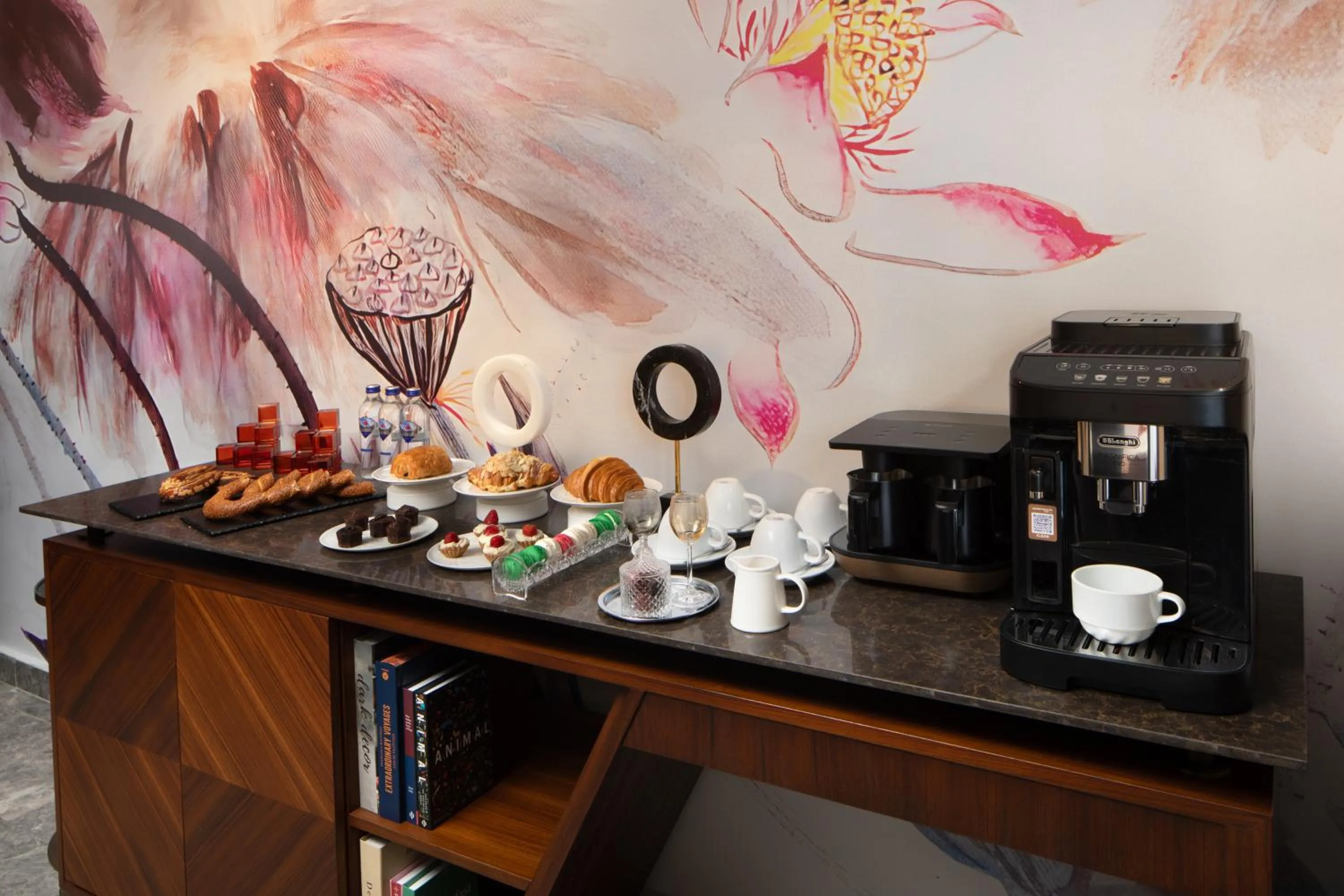 Coffee/tea facilities in Ess Hotel