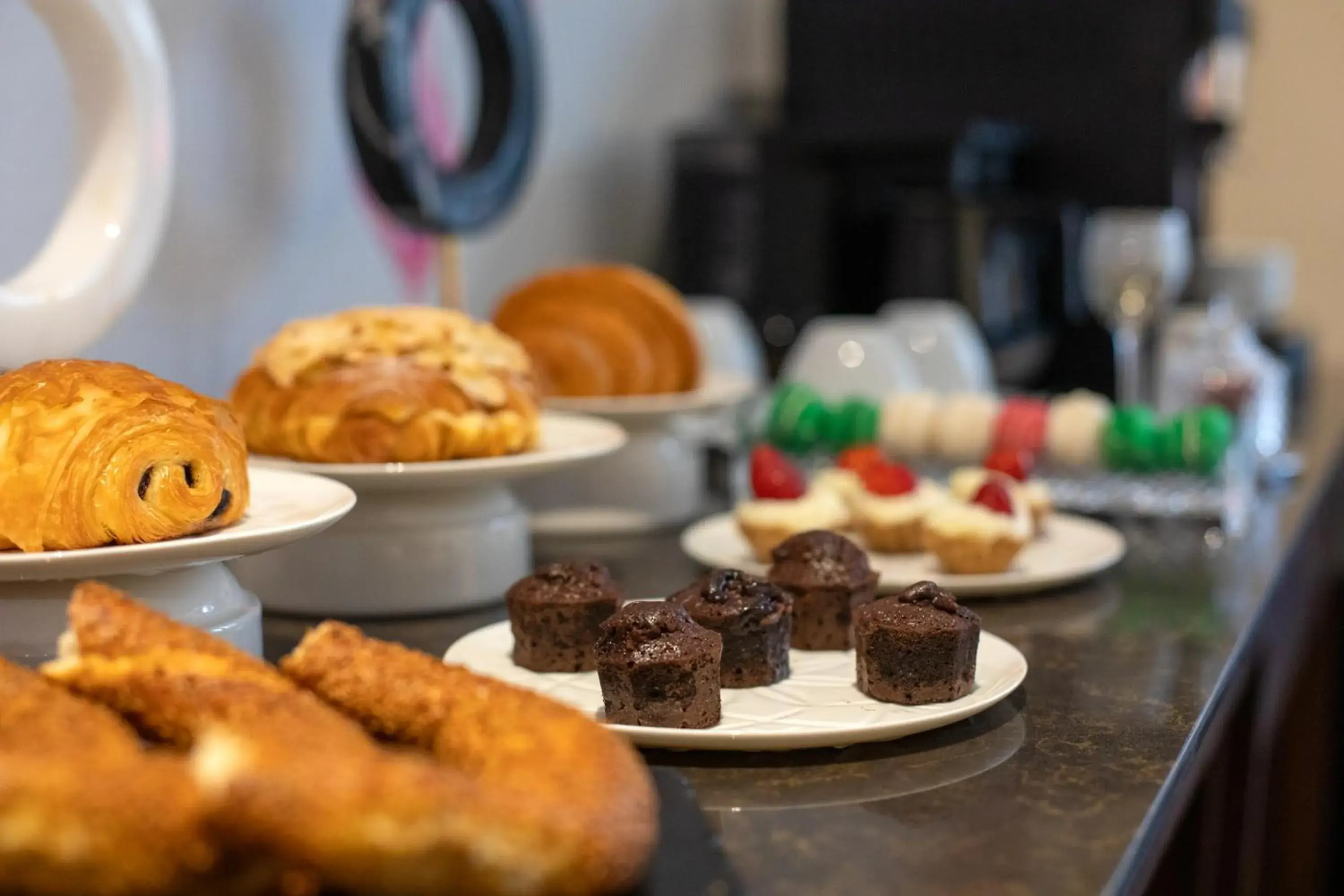 Food and drinks in Ess Hotel Food and drinks in Ess Hotel