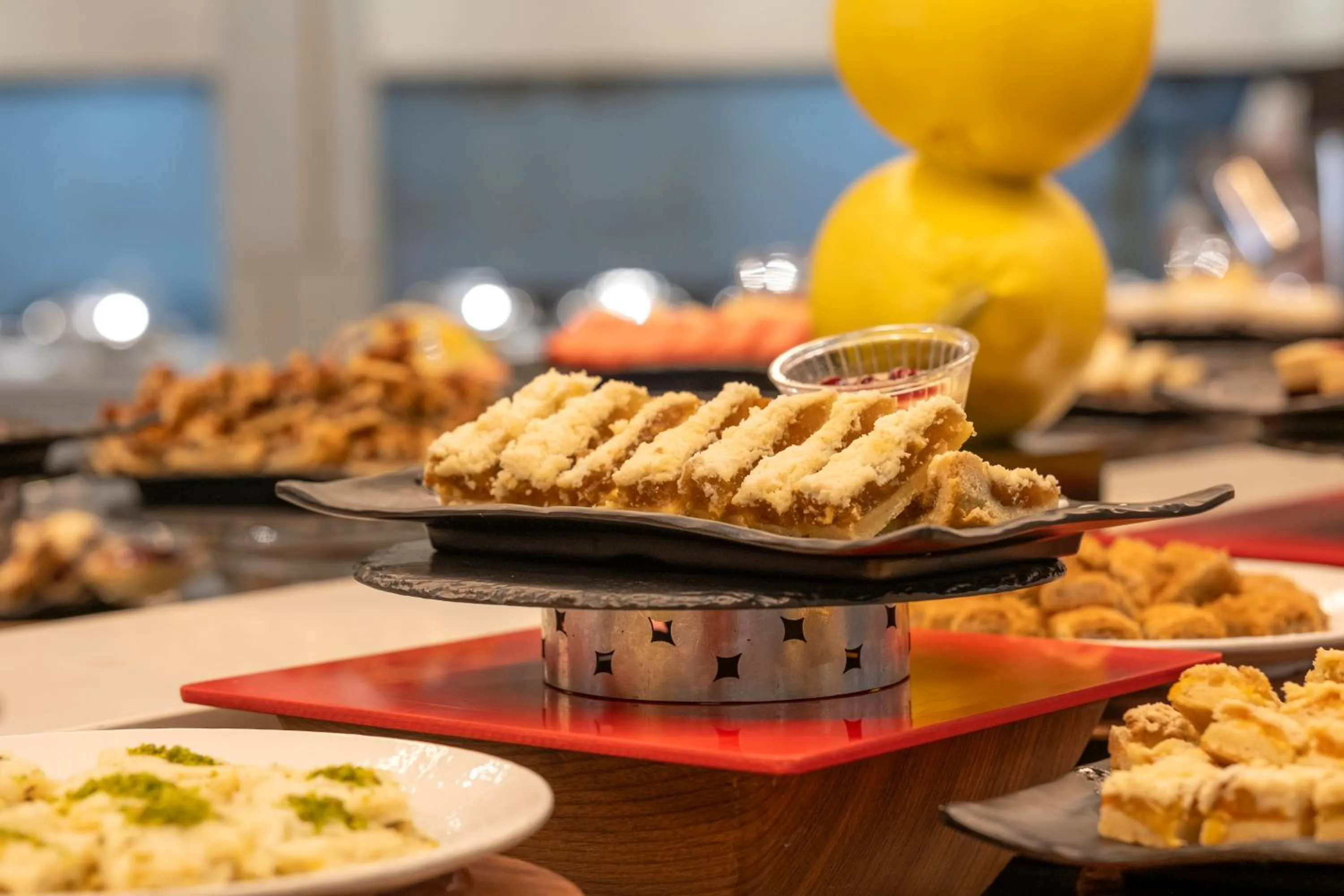 Iz Flower Side Beach Hotel