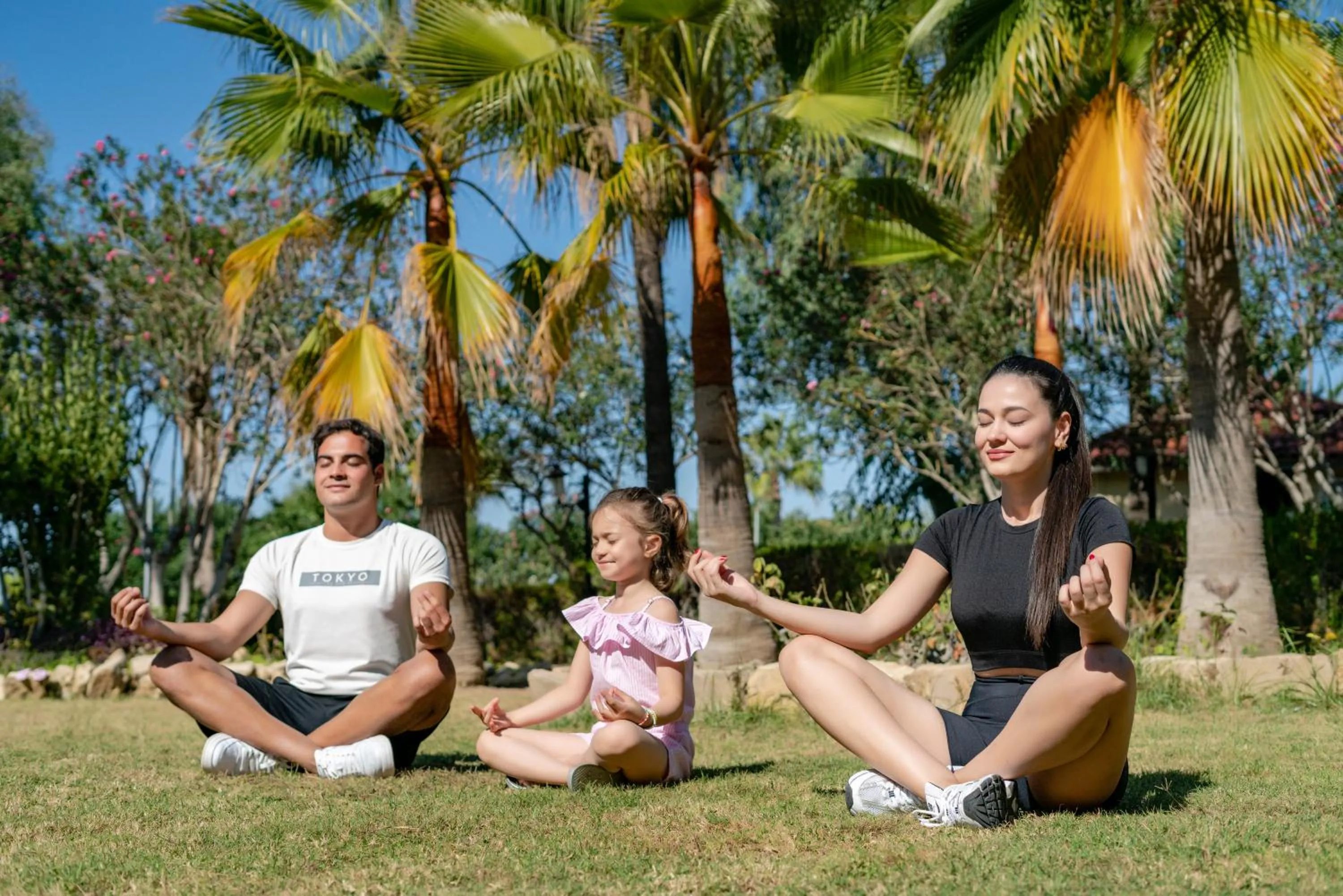 Family in Iz Flower Side Beach Hotel