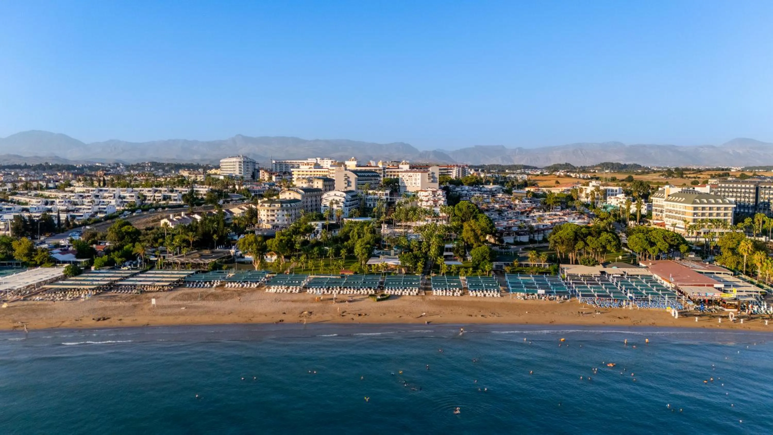 Iz Flower Side Beach Hotel