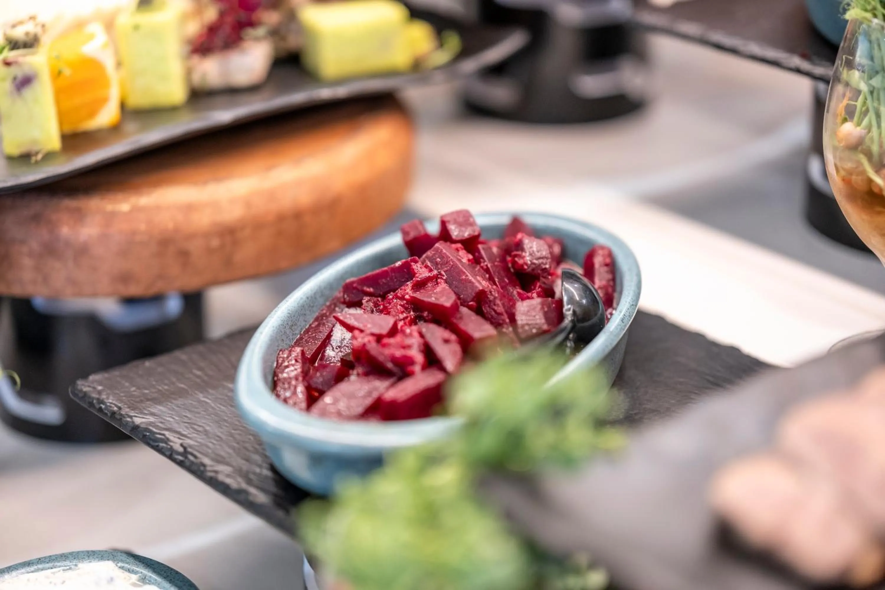 Iz Flower Side Beach Hotel