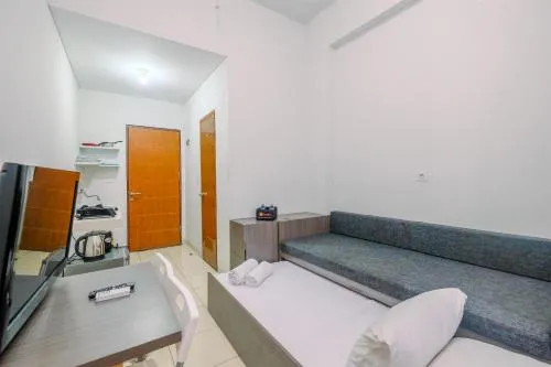 Comfortable and Minimalist Studio at Dave Apartment By Travelio