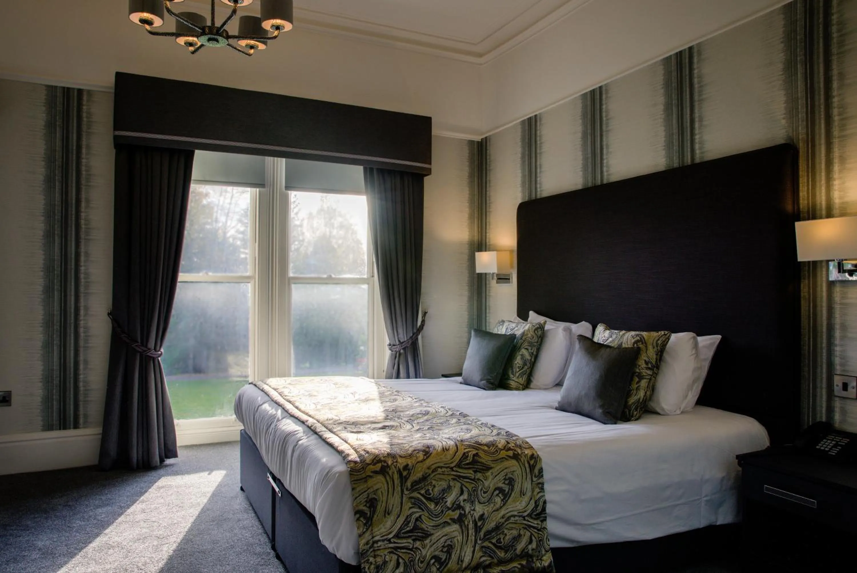 Bedroom, Bed in Keswick Country House Hotel