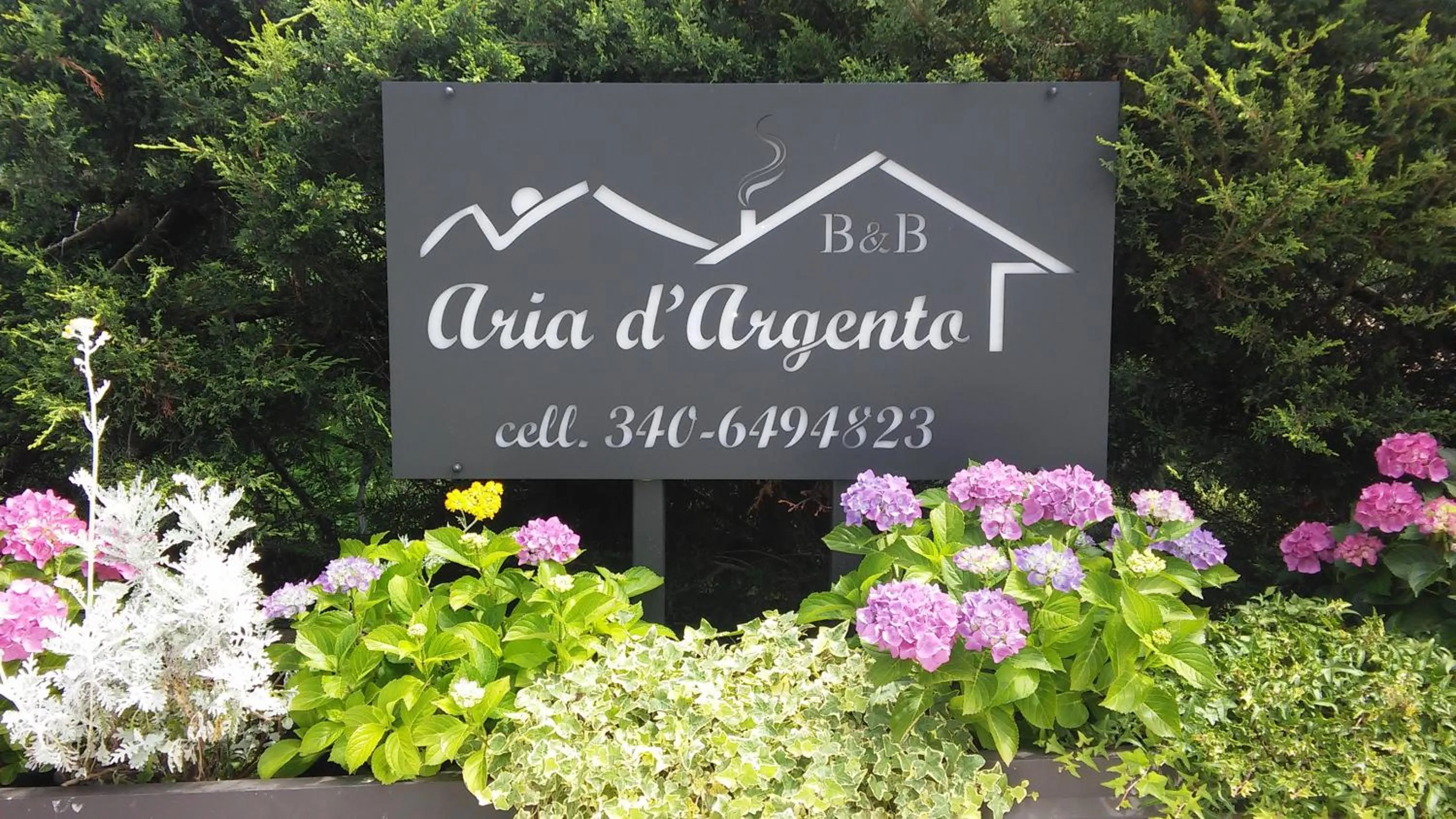 Property building in B&B Aria d'Argento - Bike Tours
