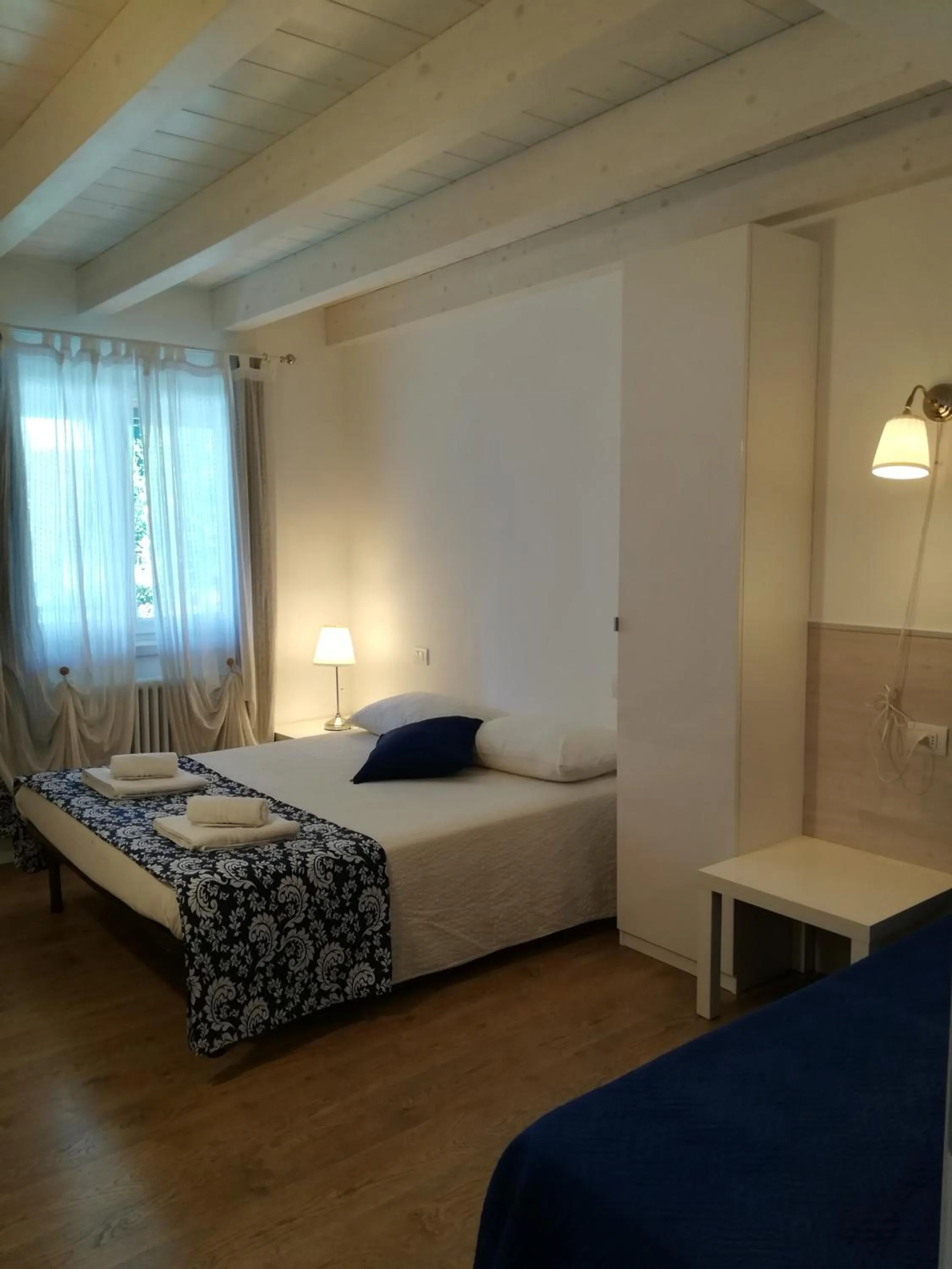 Bed in B&B Aria d'Argento - Bike Tours