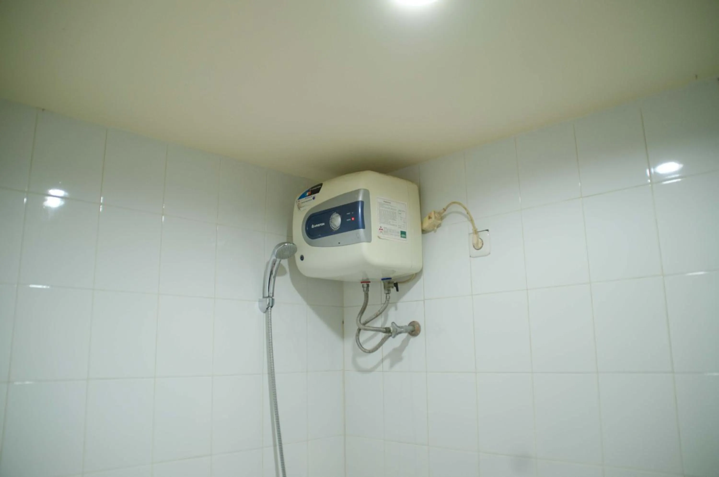 Spacious and Homey 3BR at Kondominium Rajawali Apartment By Travelio