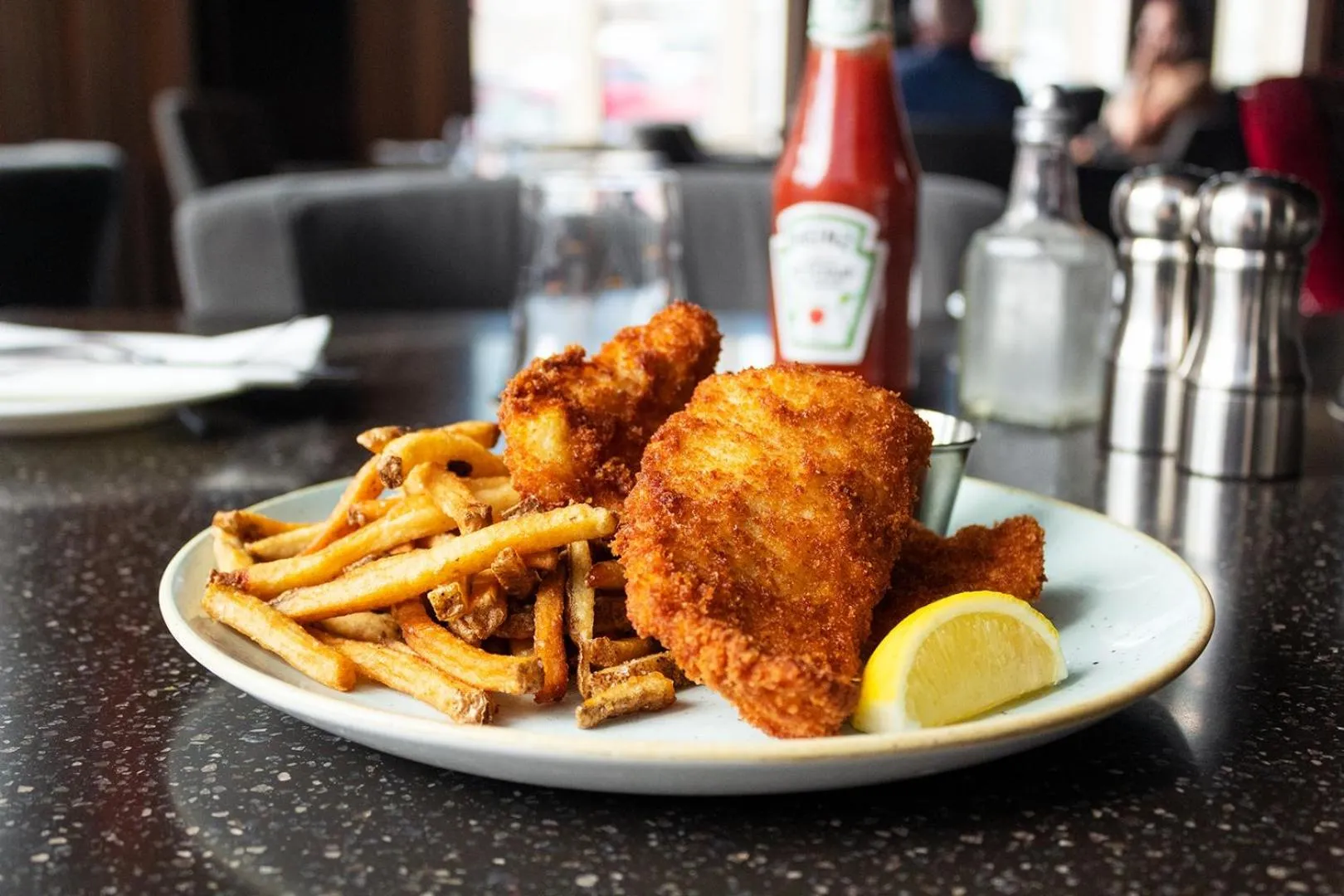 Food and drinks in JAG Boutique Hotel