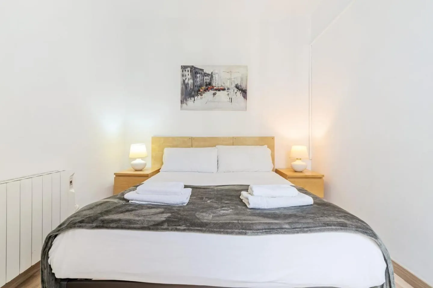 Bed in Avenida Gaudí View 2-Min to Sagrada