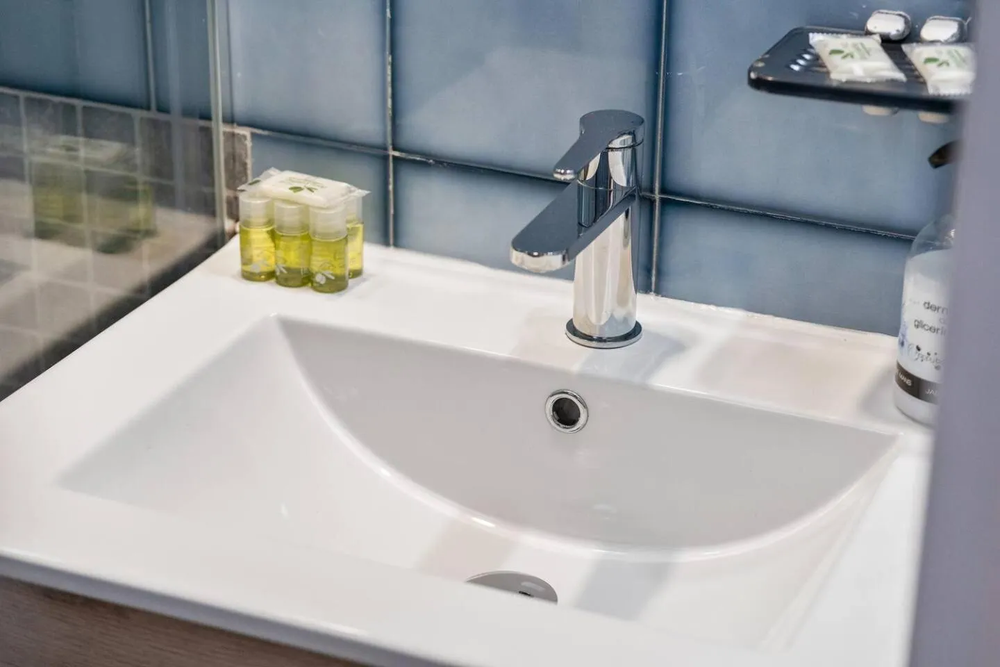 Avenida Gaudí View 2-Min to Sagrada