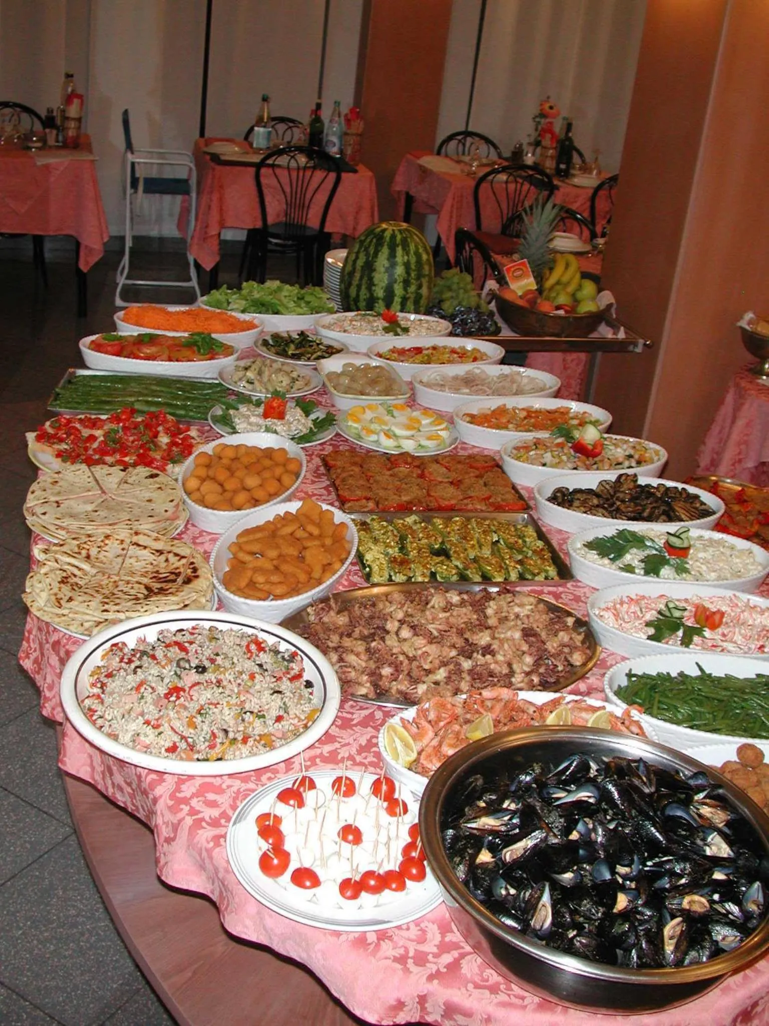 Food and drinks in Hotel Atlantic