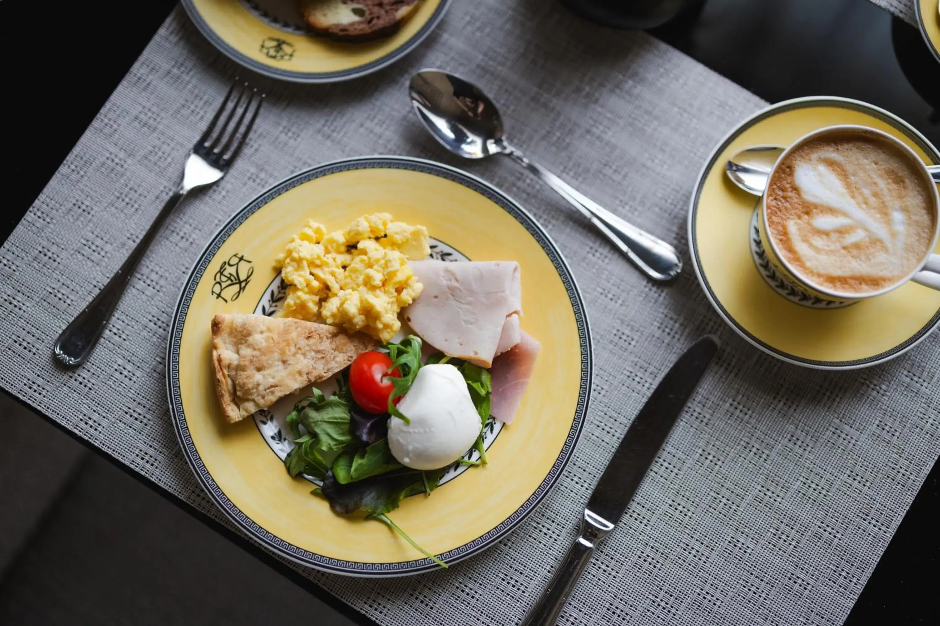 Breakfast in Leone Blu Suites | UNA Esperienze Breakfast in Leone Blu Suites | UNA Esperienze