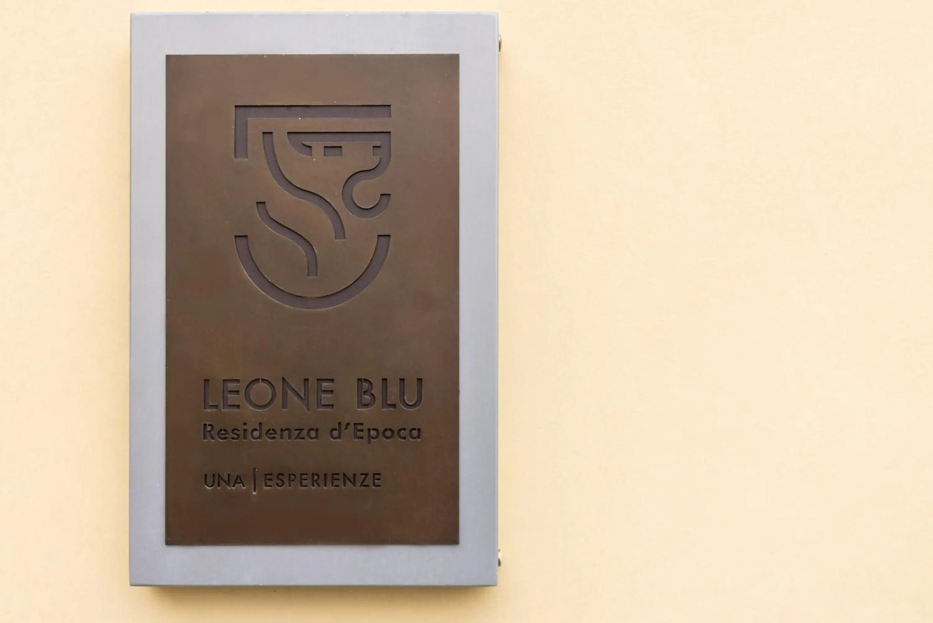 Property building in Leone Blu Suites | UNA Esperienze Property building in Leone Blu Suites | UNA Esperienze
