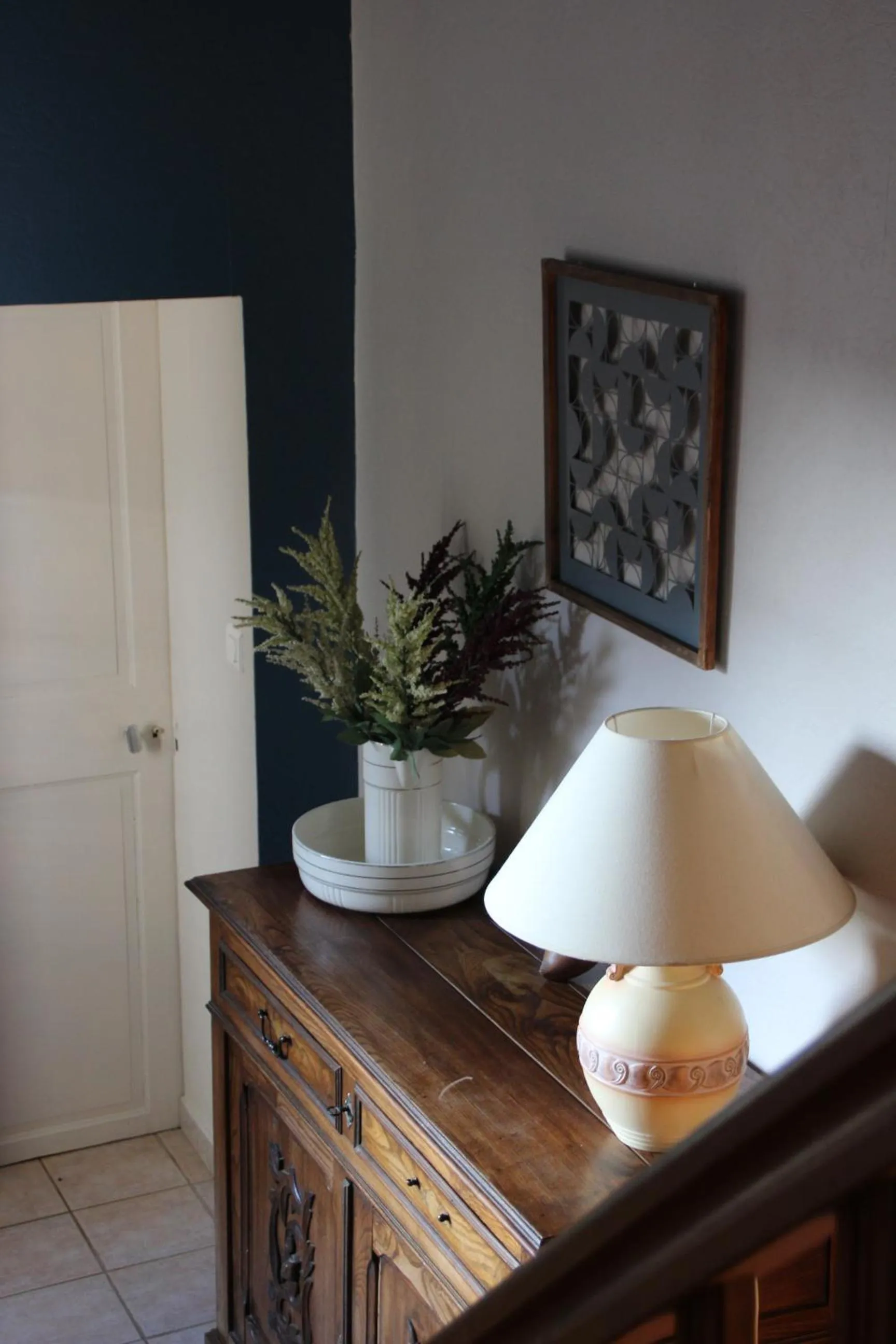 Decorative detail in Au repos du roi