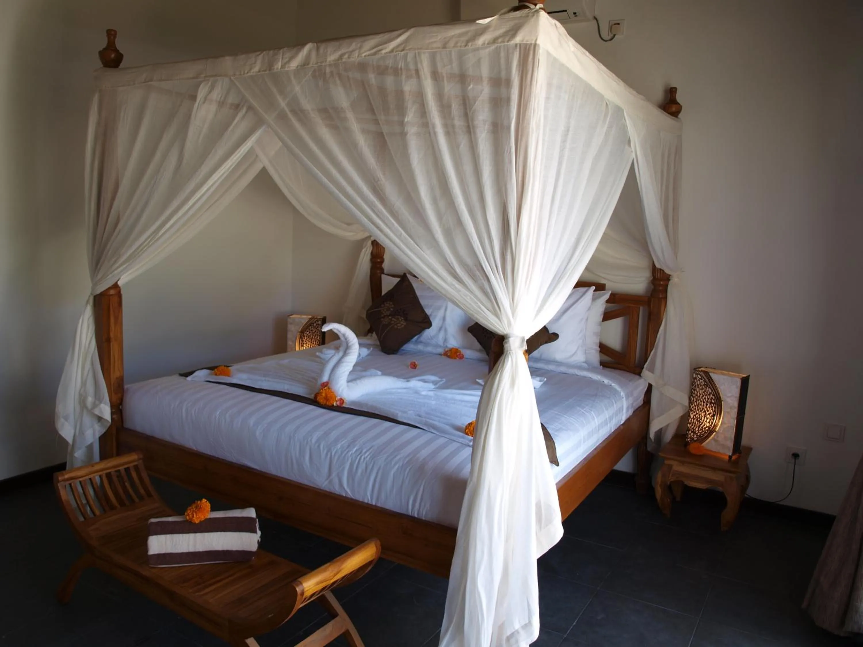 Bed in Uma Kama Villa