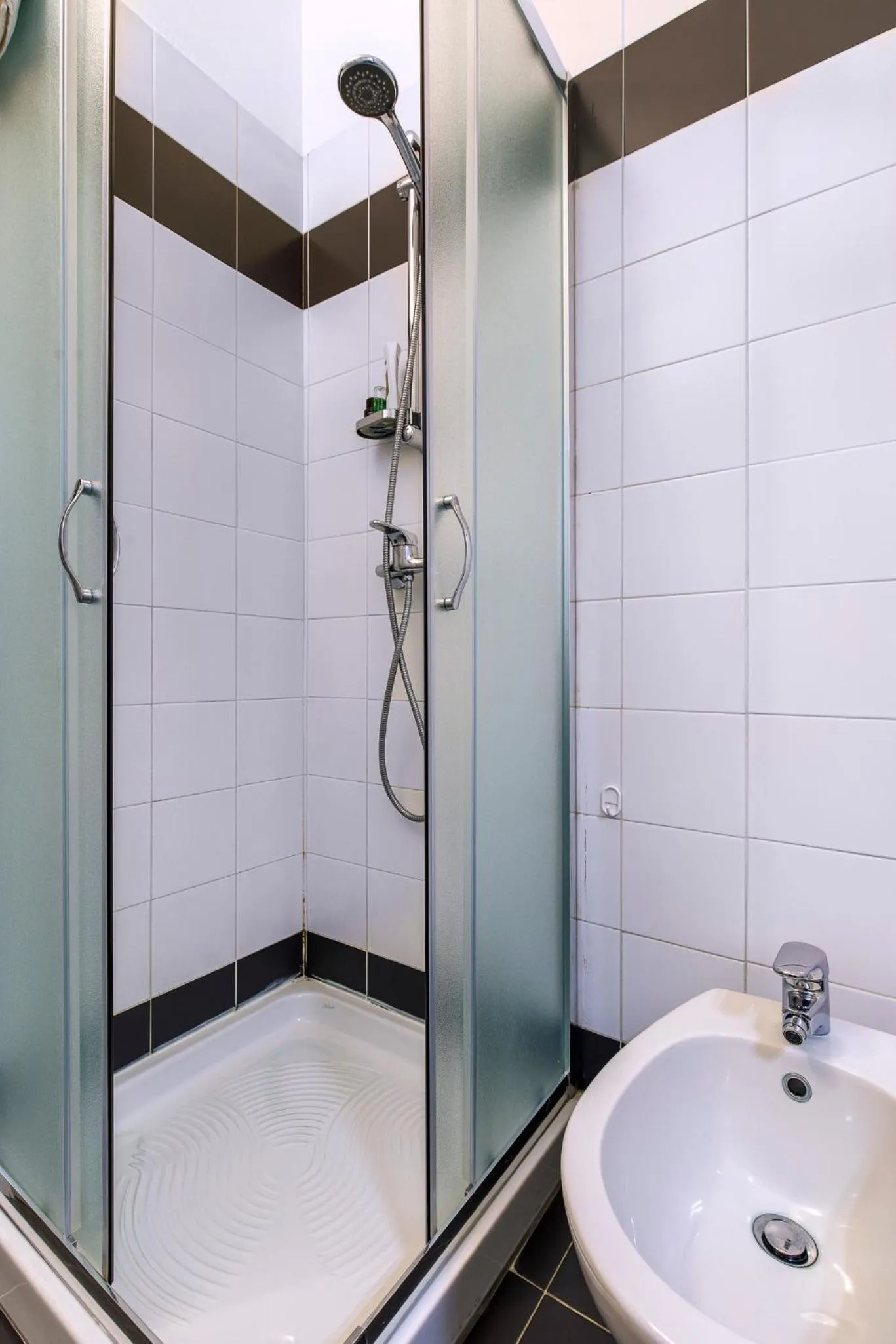 Shower in Residence 2Gi