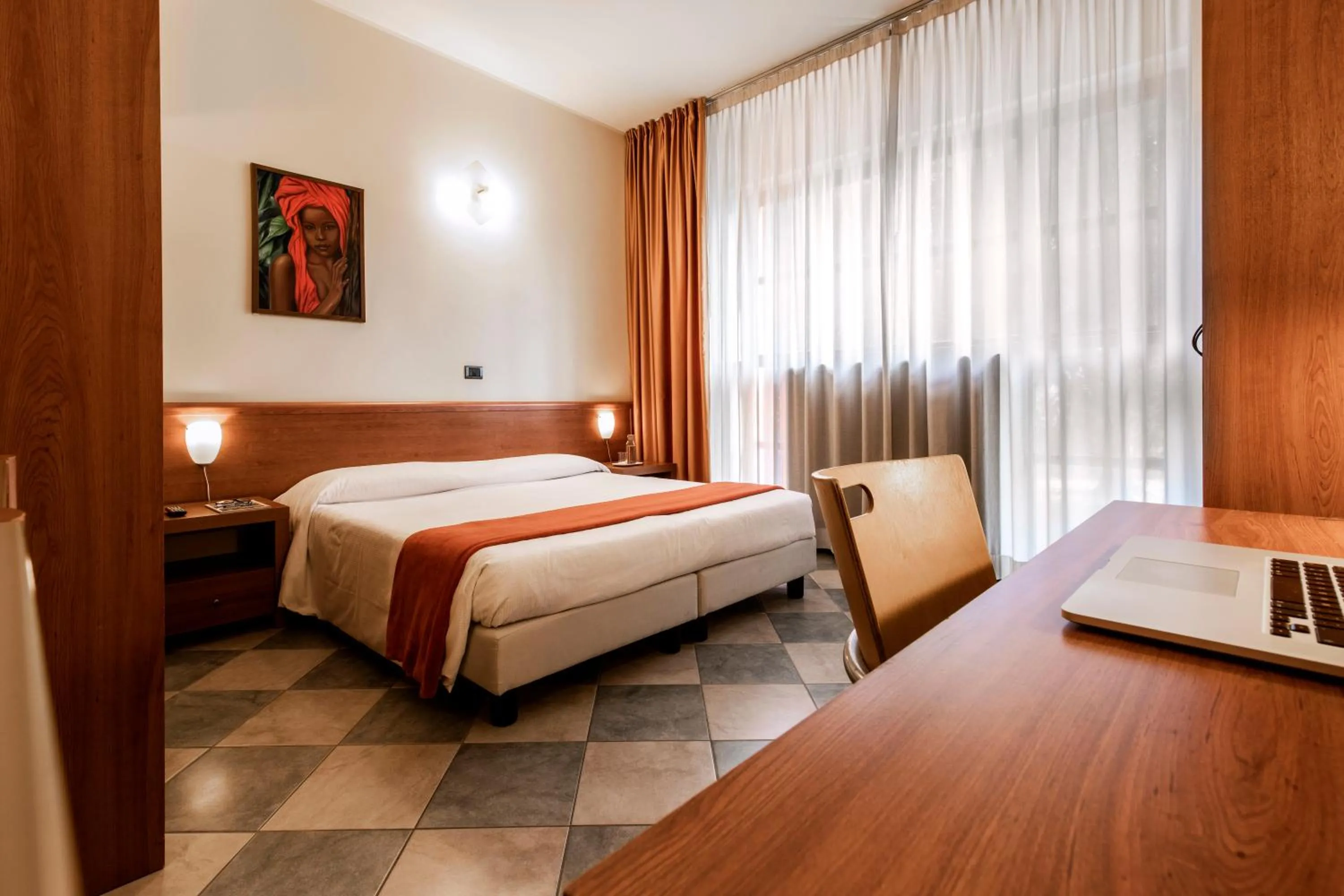 Bed in Residence 2Gi