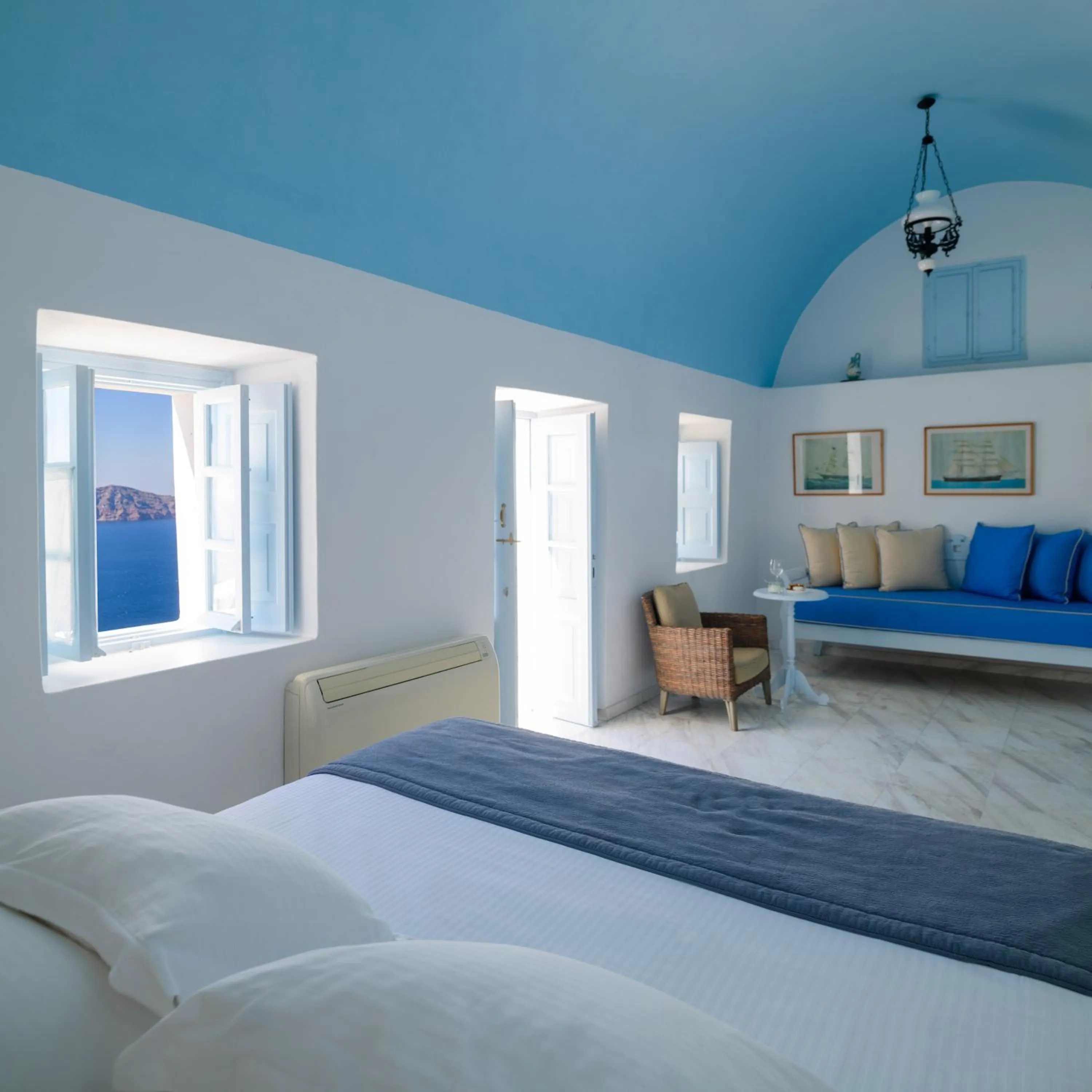 Living room, Bed in Aigialos Luxury Traditional Settlement