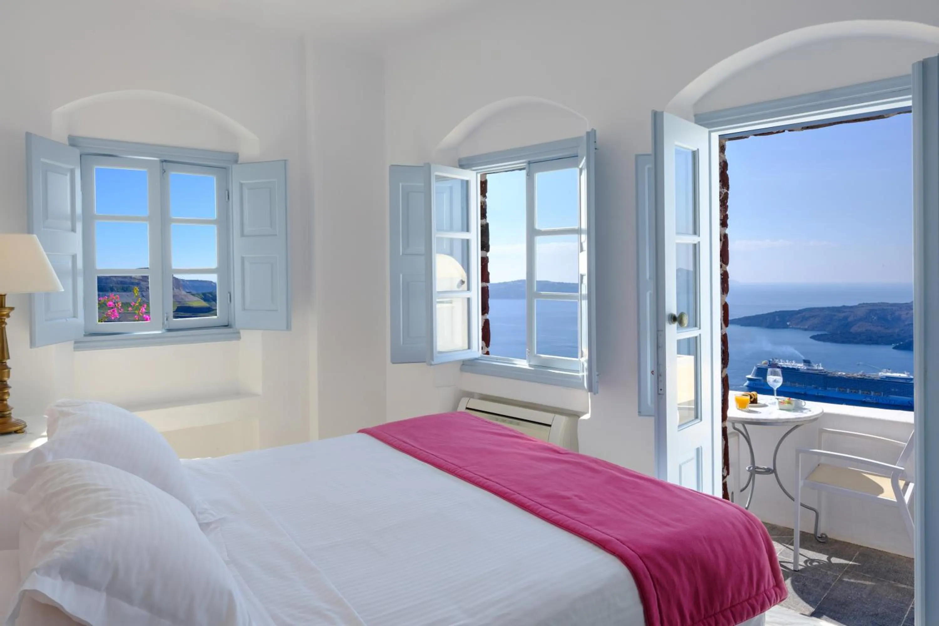 Balcony/Terrace, Bed in Aigialos Luxury Traditional Settlement