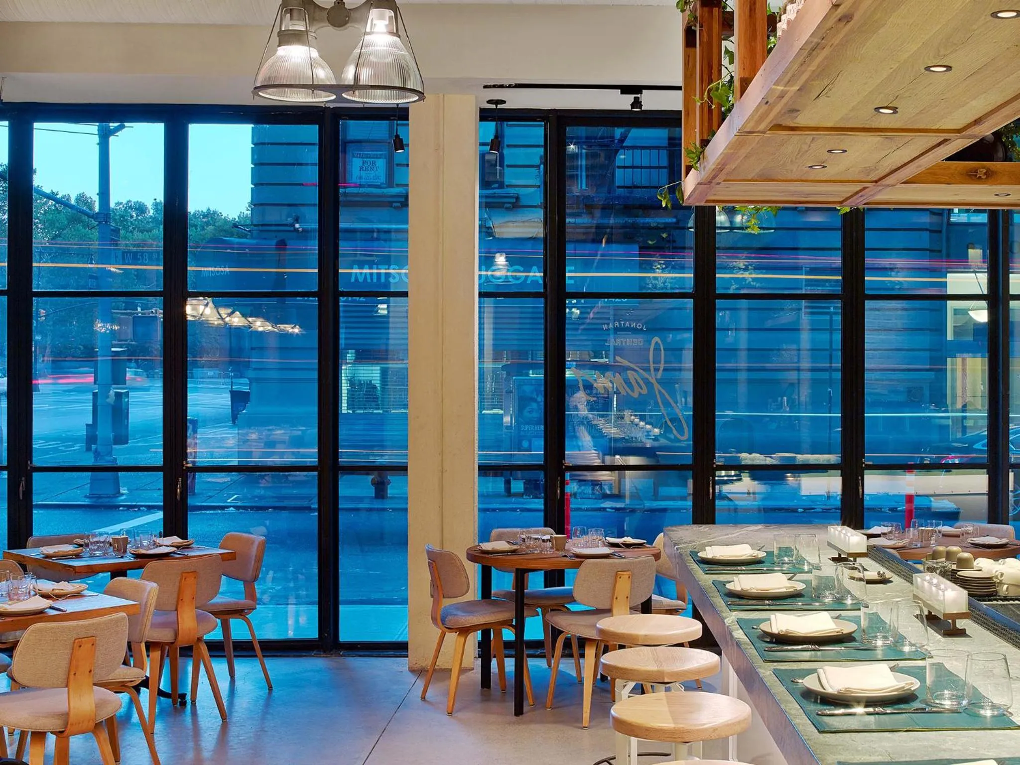 Restaurant/places to eat in 1 Hotel Central Park