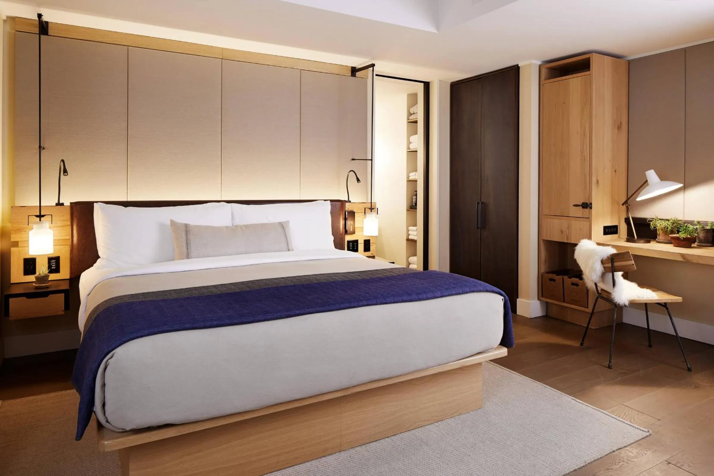 Photo of the whole room, Bed in 1 Hotel Central Park