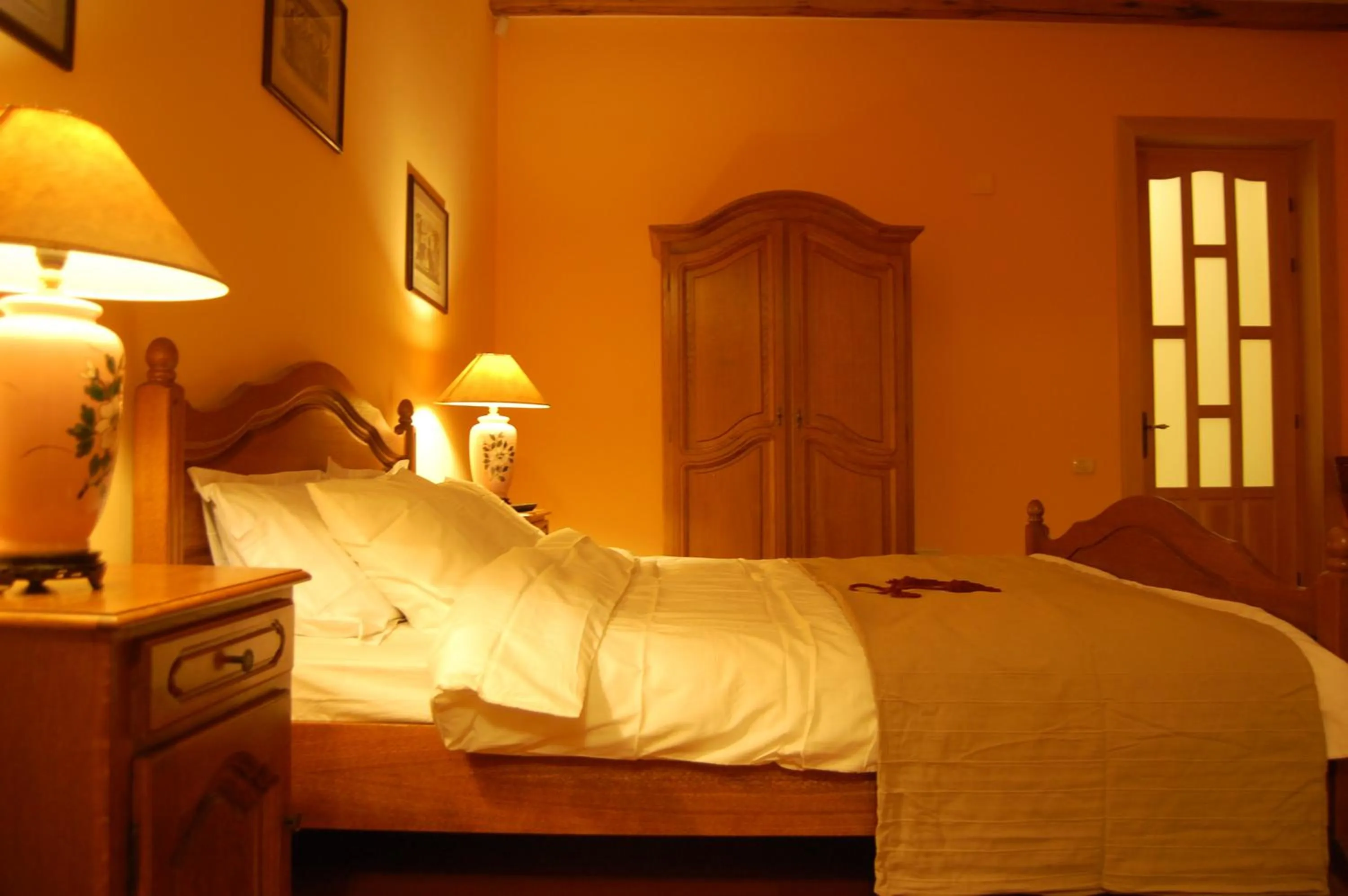 Bed in Bucharest Boutique Accommodation by Hotels