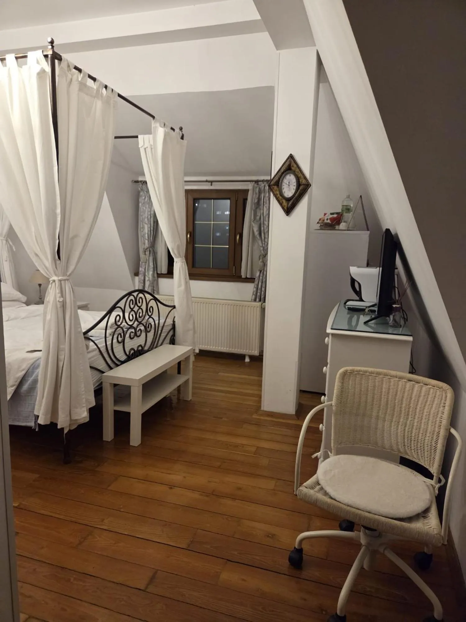Bed in Bucharest Boutique Accommodation by Hotels