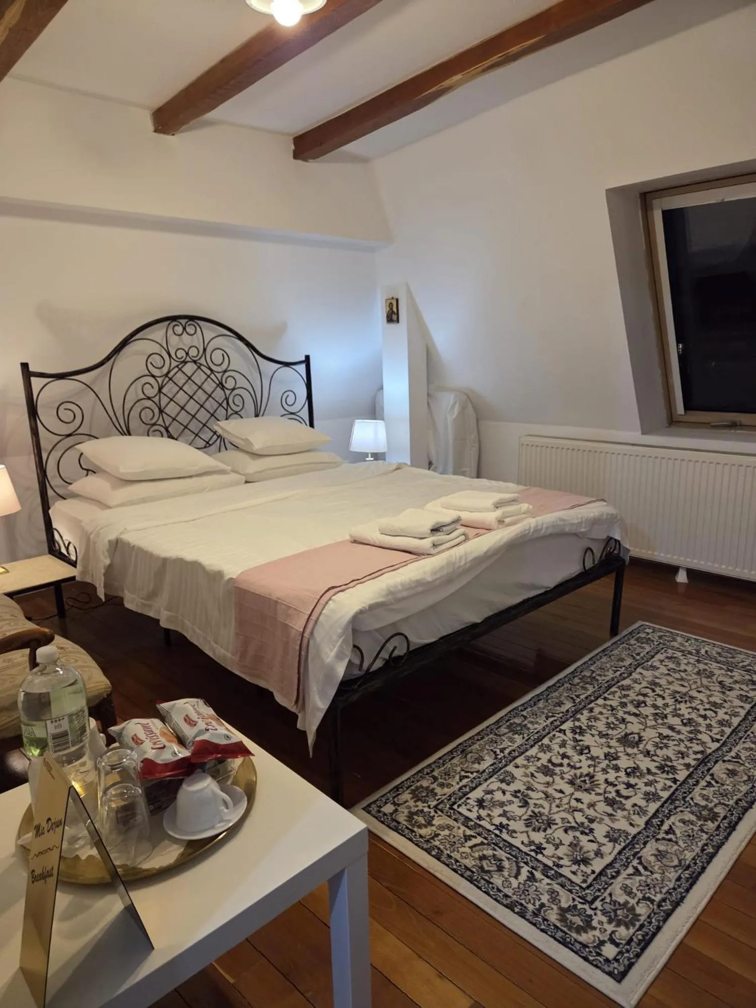 Bed in Bucharest Boutique Accommodation by Hotels