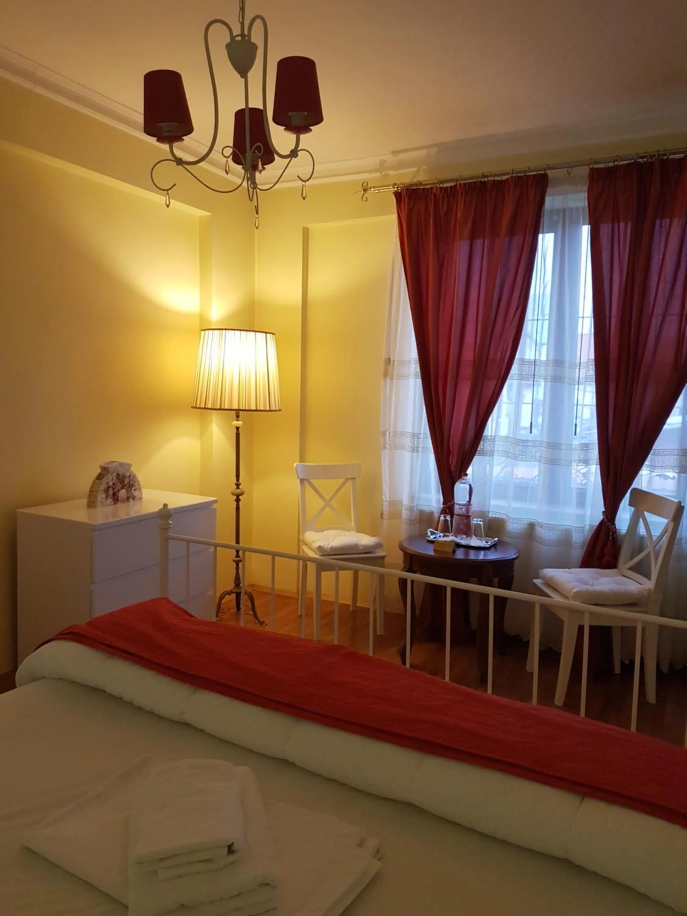 Property building, Bed in Bucharest Boutique Accommodation by Hotels