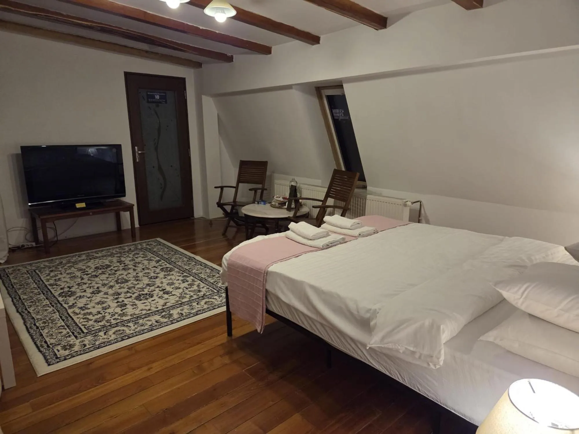 Bed in Bucharest Boutique Accommodation by Hotels