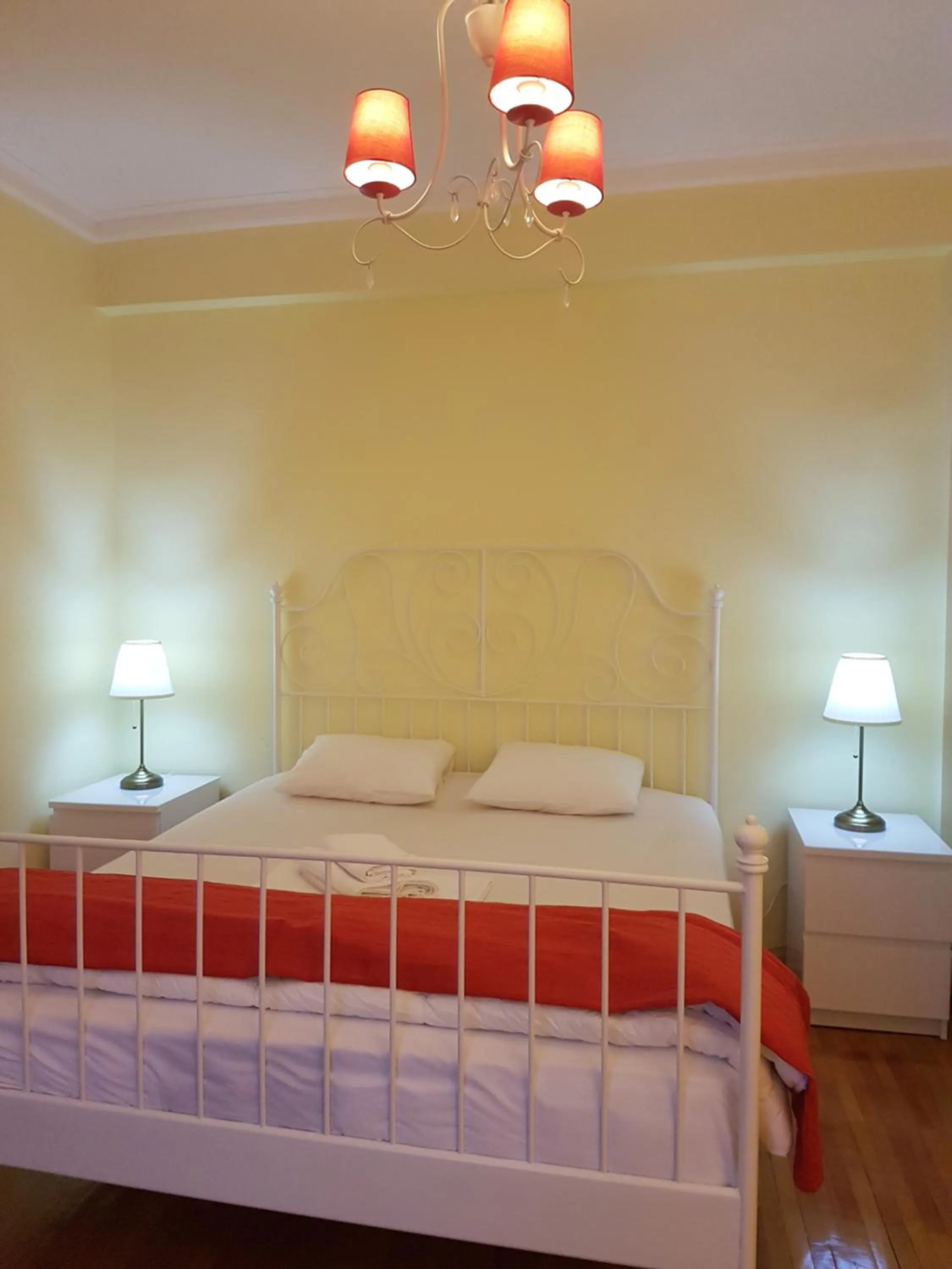 Property building, Bed in Bucharest Boutique Accommodation by Hotels