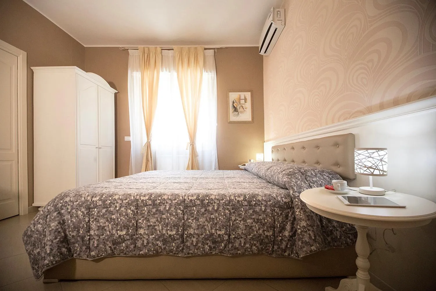 Bed in B&B Brindesi