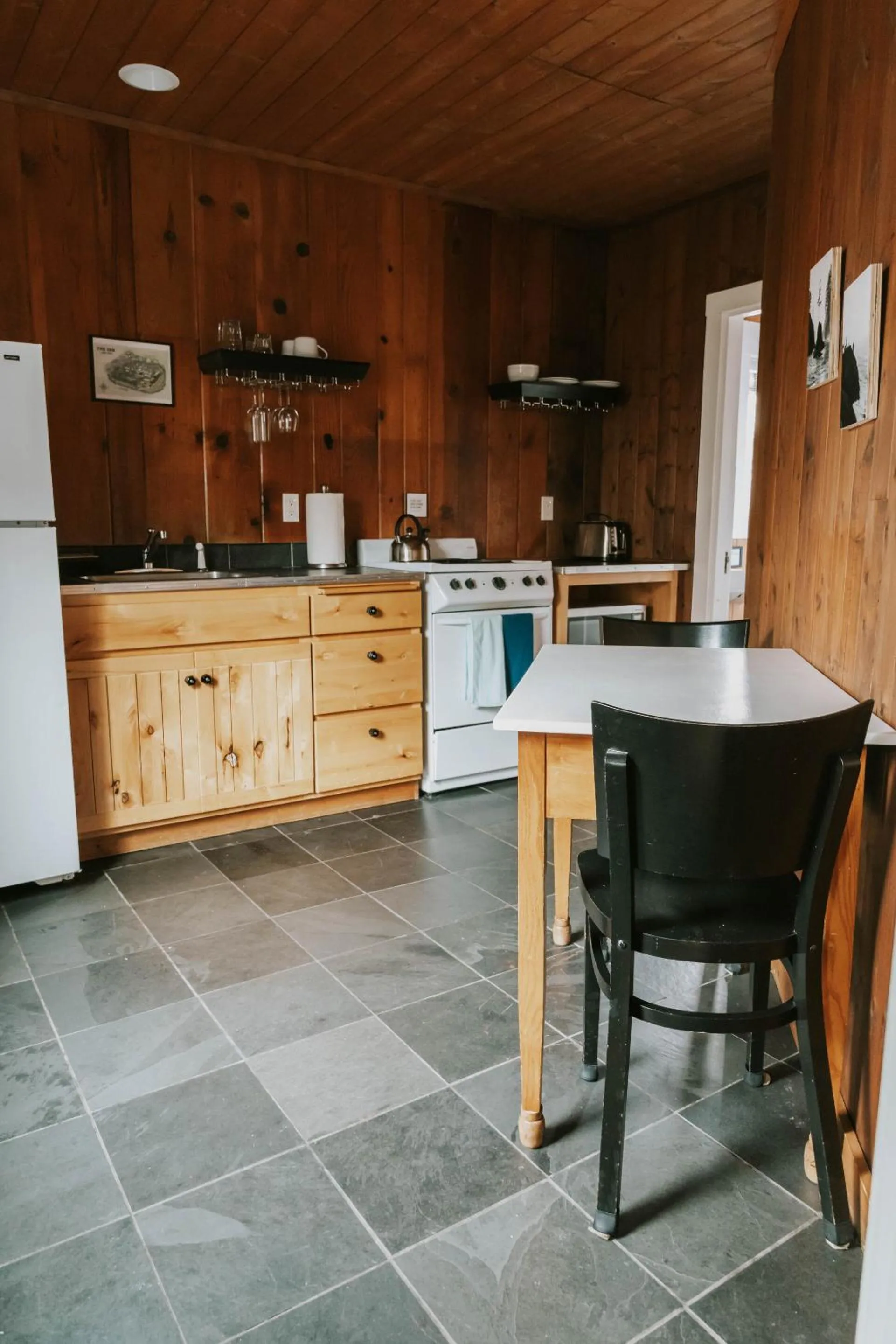 Kitchen or kitchenette in The Inn at Arch Cape