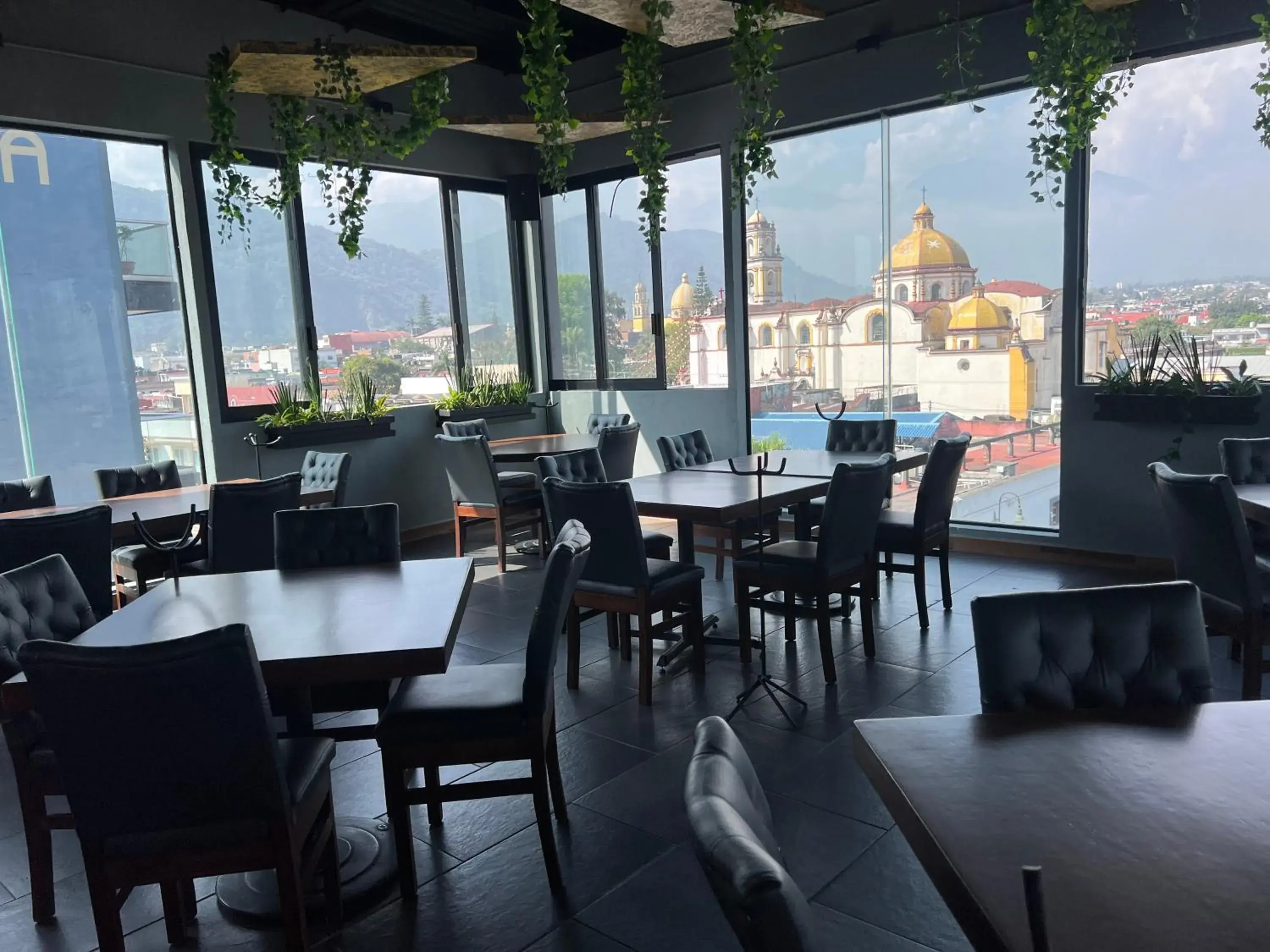 Restaurant/places to eat in Hotel HAUS Express Restaurant/places to eat in Hotel HAUS Express