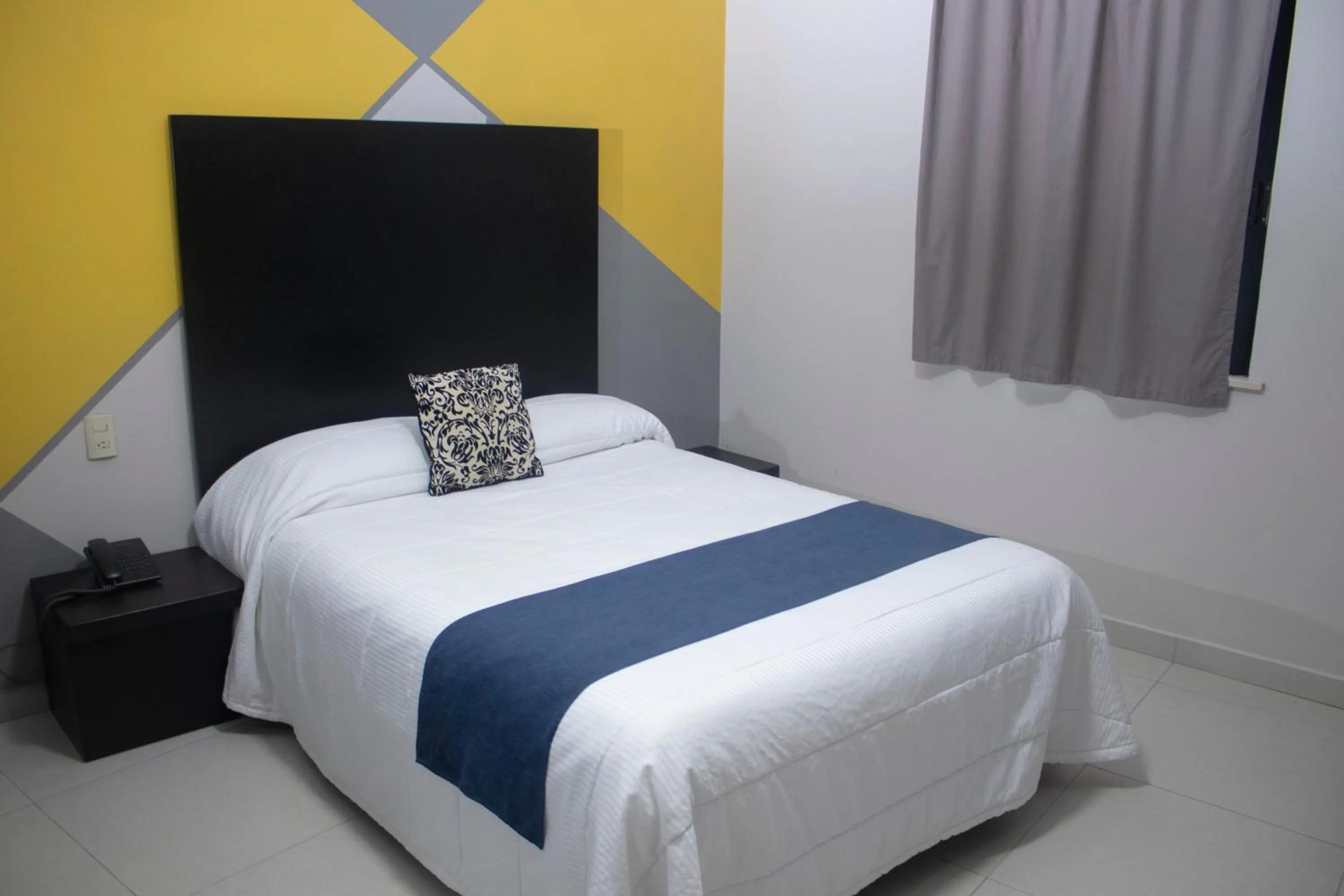 Bed in Hotel HAUS Express