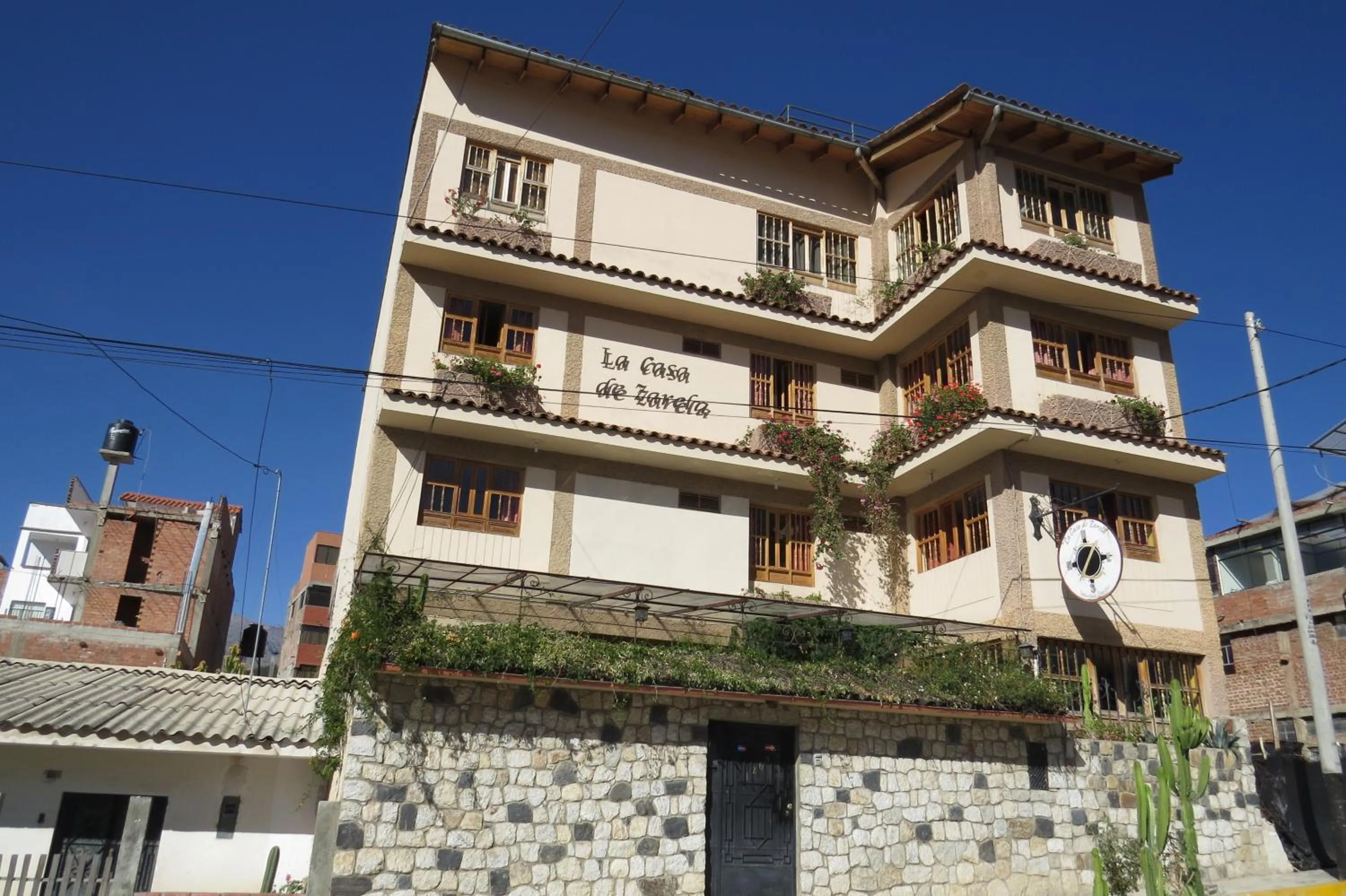 Facade/entrance in La Casa de Zarela