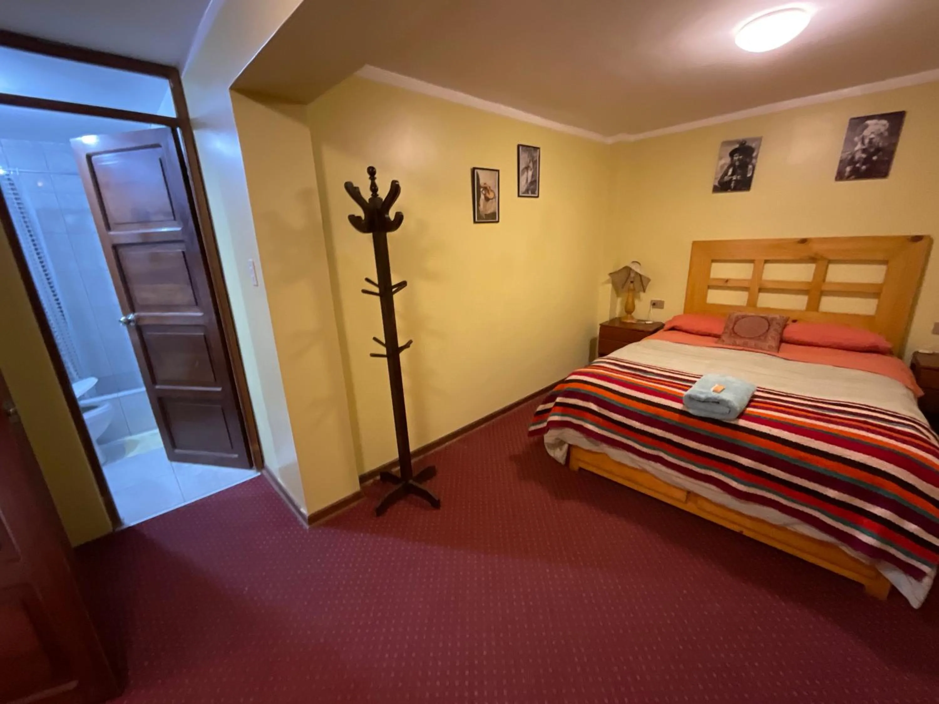 Photo of the whole room, Bed in La Casa de Zarela