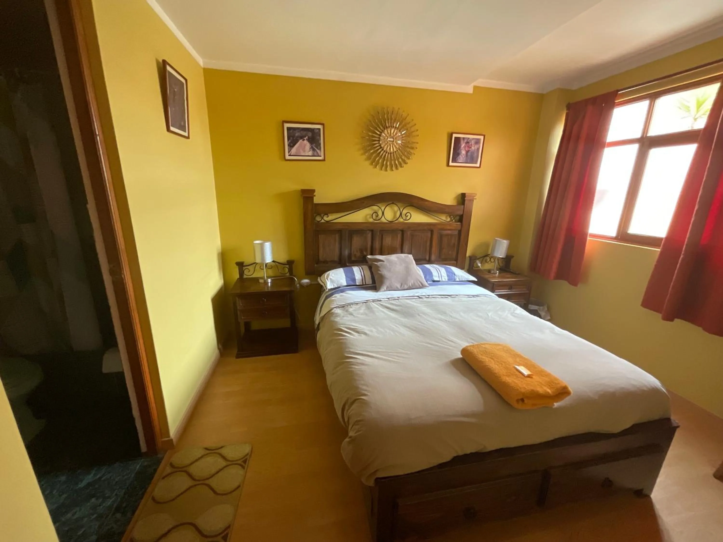 Photo of the whole room, Bed in La Casa de Zarela