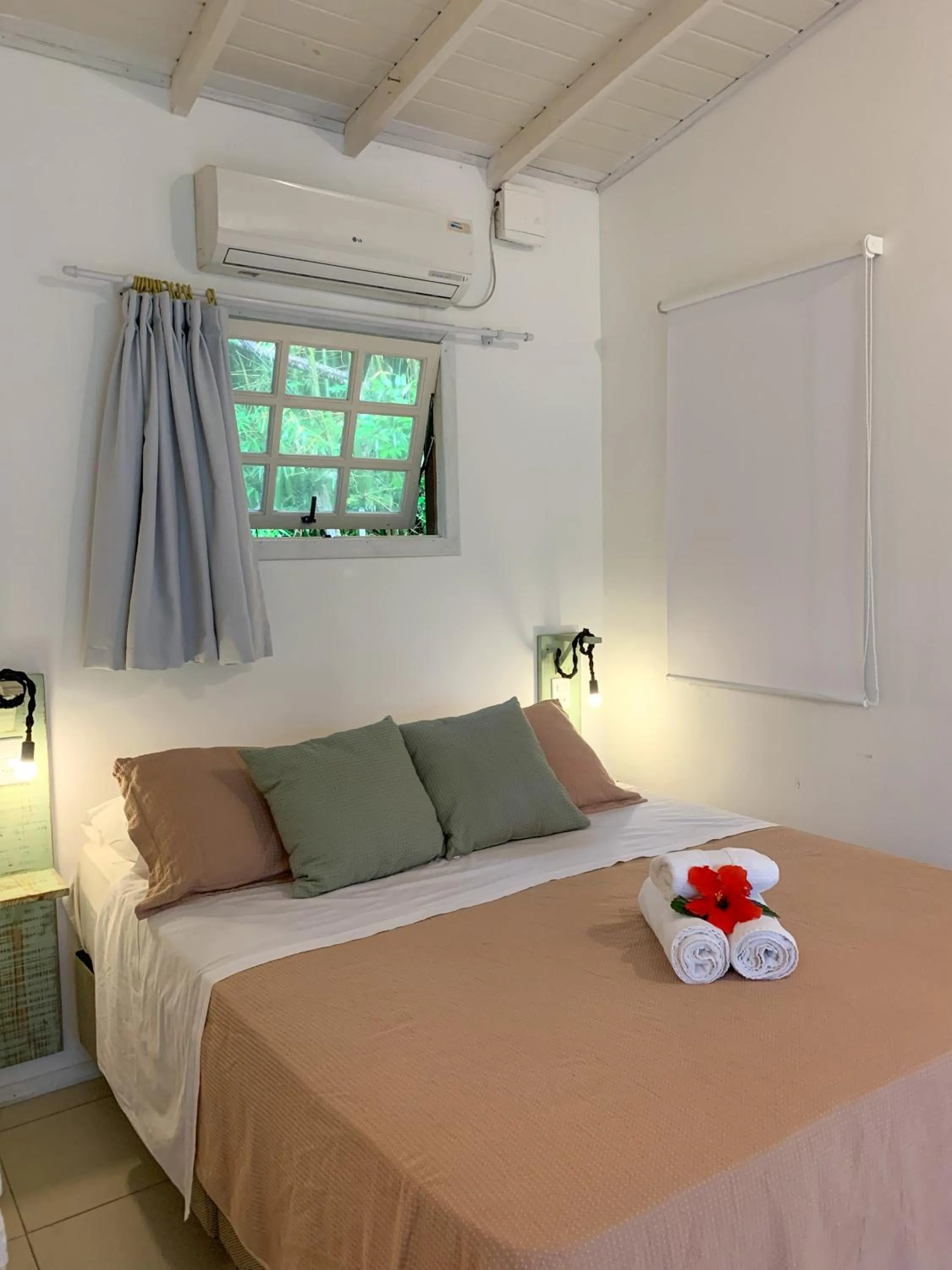 Bedroom, Bed in Pousada Rosa