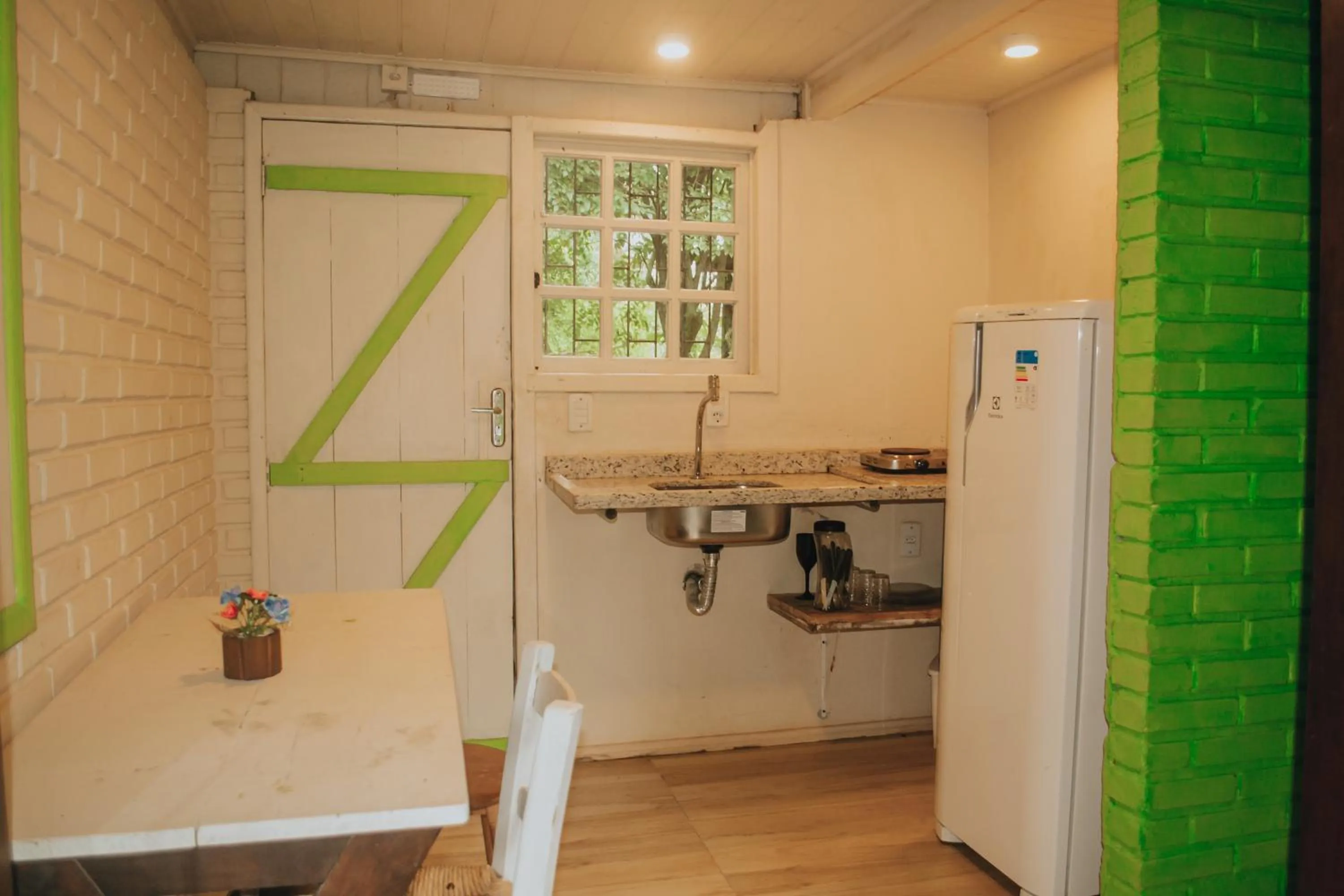 Kitchen or kitchenette in Pousada Rosa