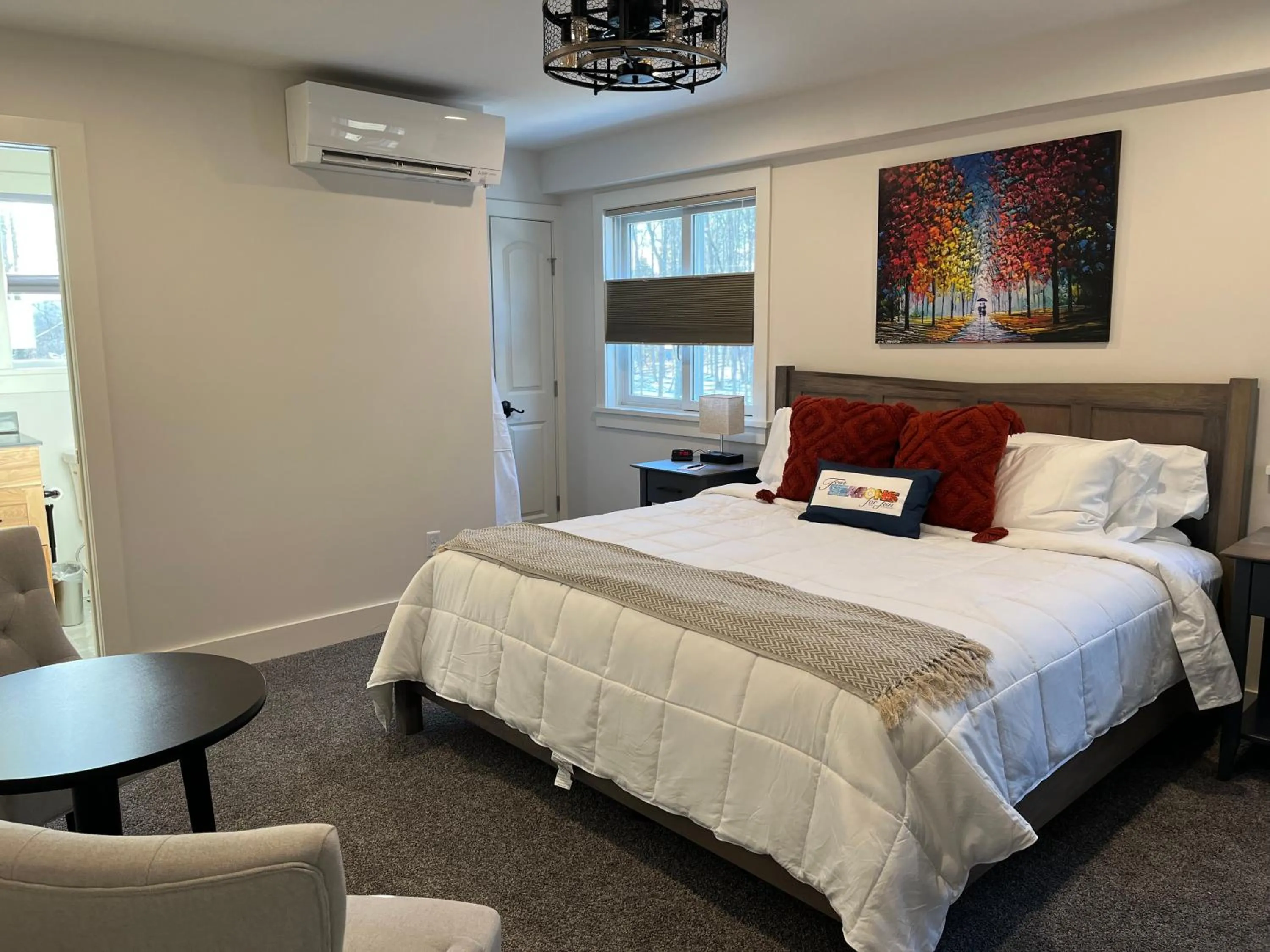 Bed in Four Seasons For Fun Bed & Breakfast